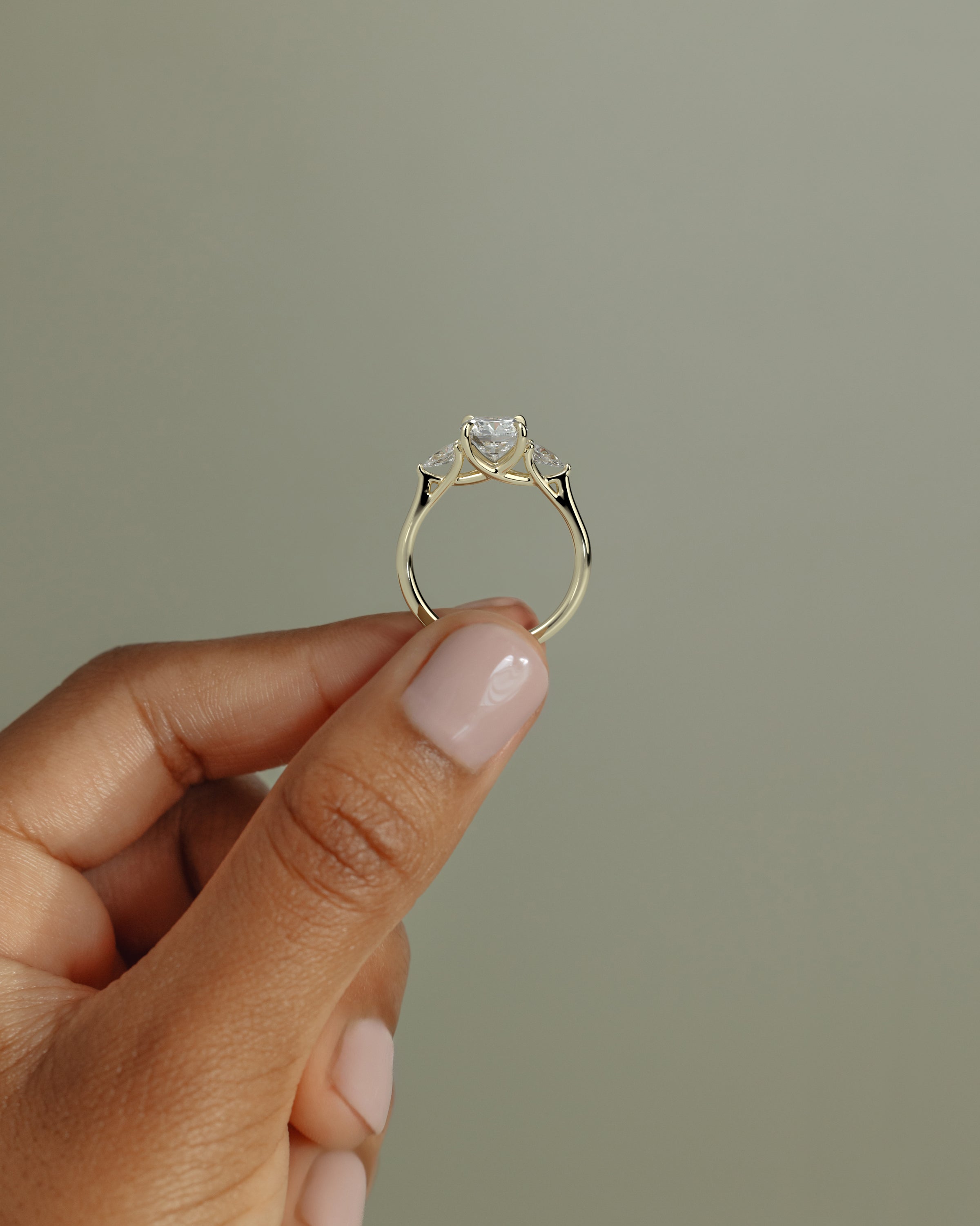 2.0 CT Cushion Cut Moissanite three Stone Engagement Ring