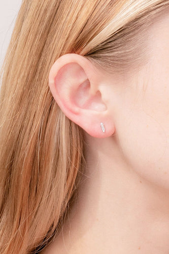 0.30 TCW Baguette & Round Moissanite stud Earrings - crownmoissanite