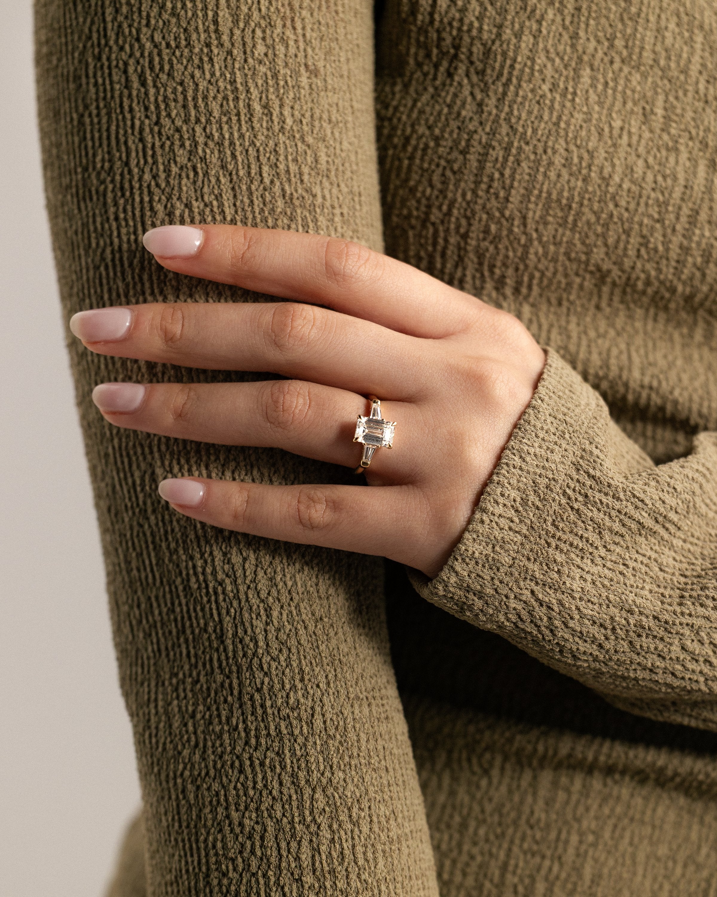 2.0 CT Radiant Cut Moissanite Three Stone Engagement Ring