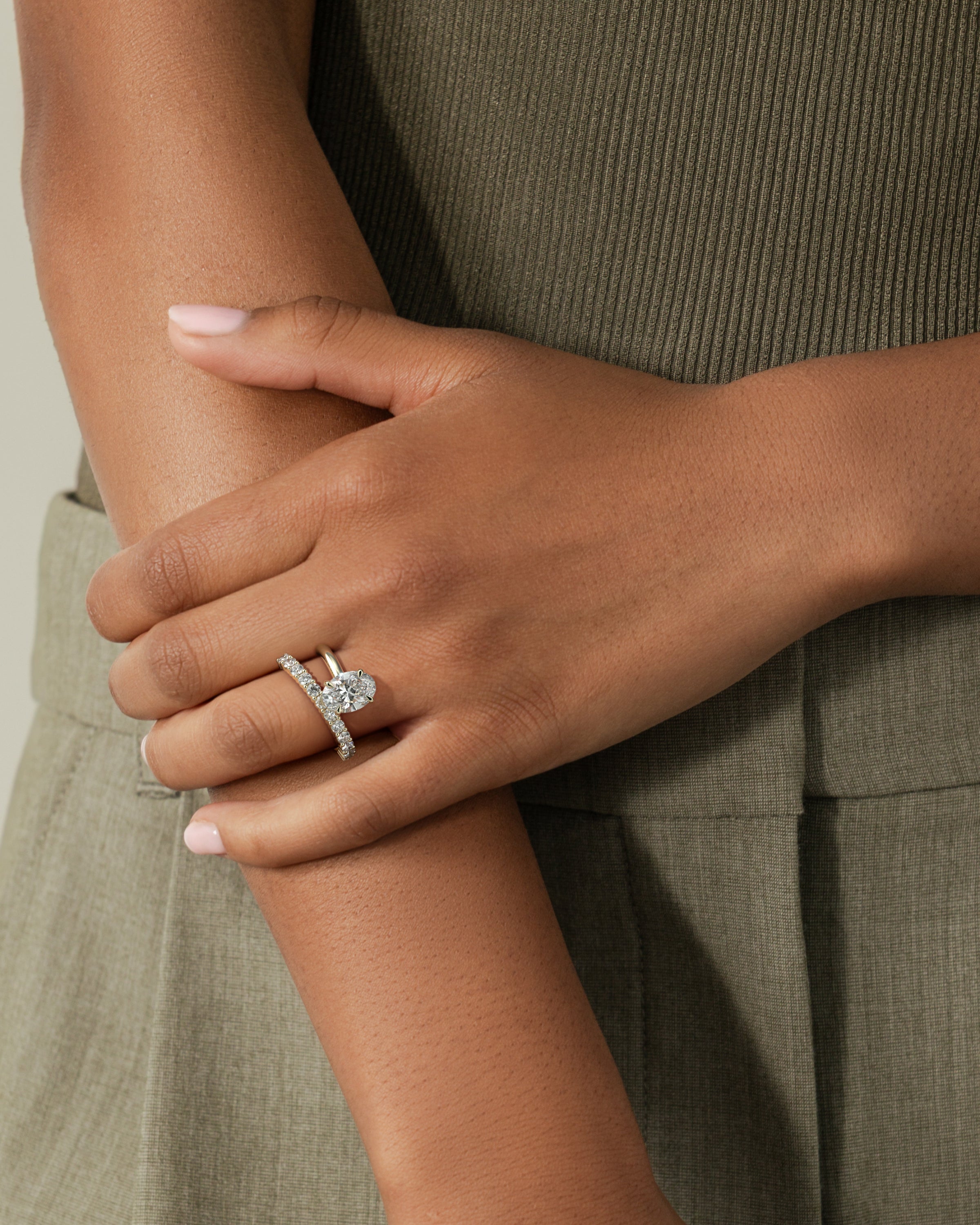 2.0 CT Oval Cut Moissanite Unique Engagement Ring