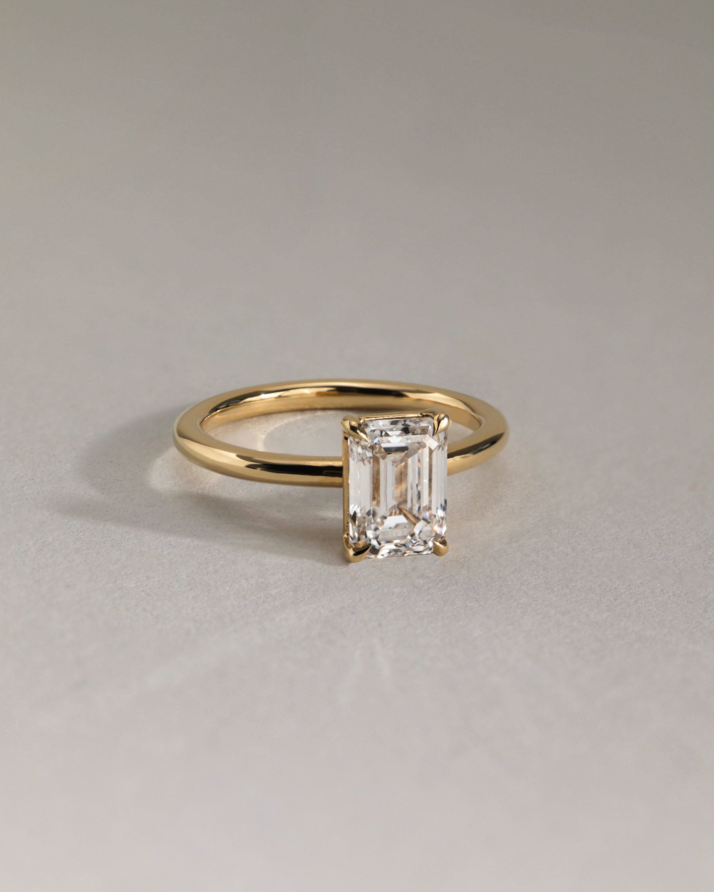 2.0 CT Emerald Cut Moissanite Solitaire Engagement Ring