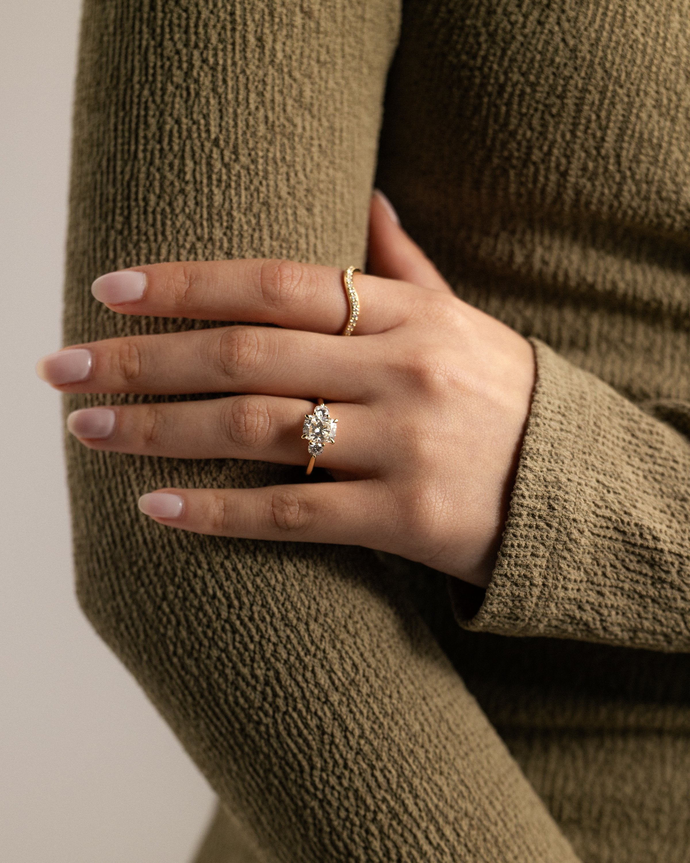 2.0 CT Elongated Cushion Shape Moissanite Three Stone Engagement Ring