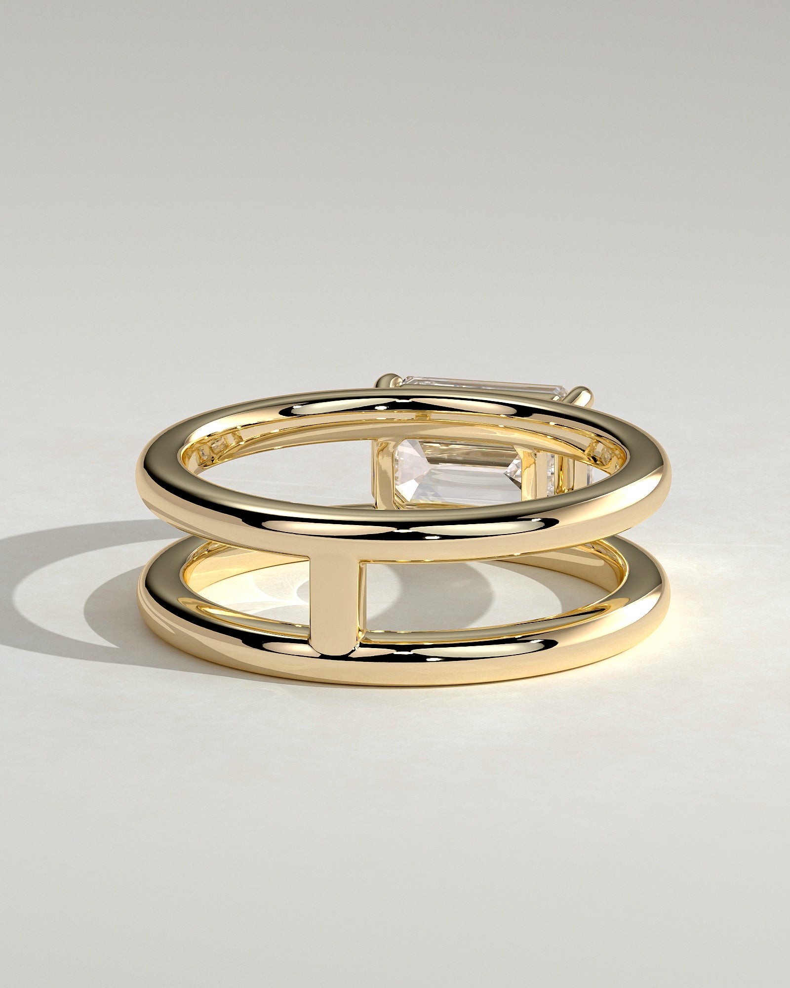 2.0 CT Emerald Cut Moissanite Soliatire Engagement Ring