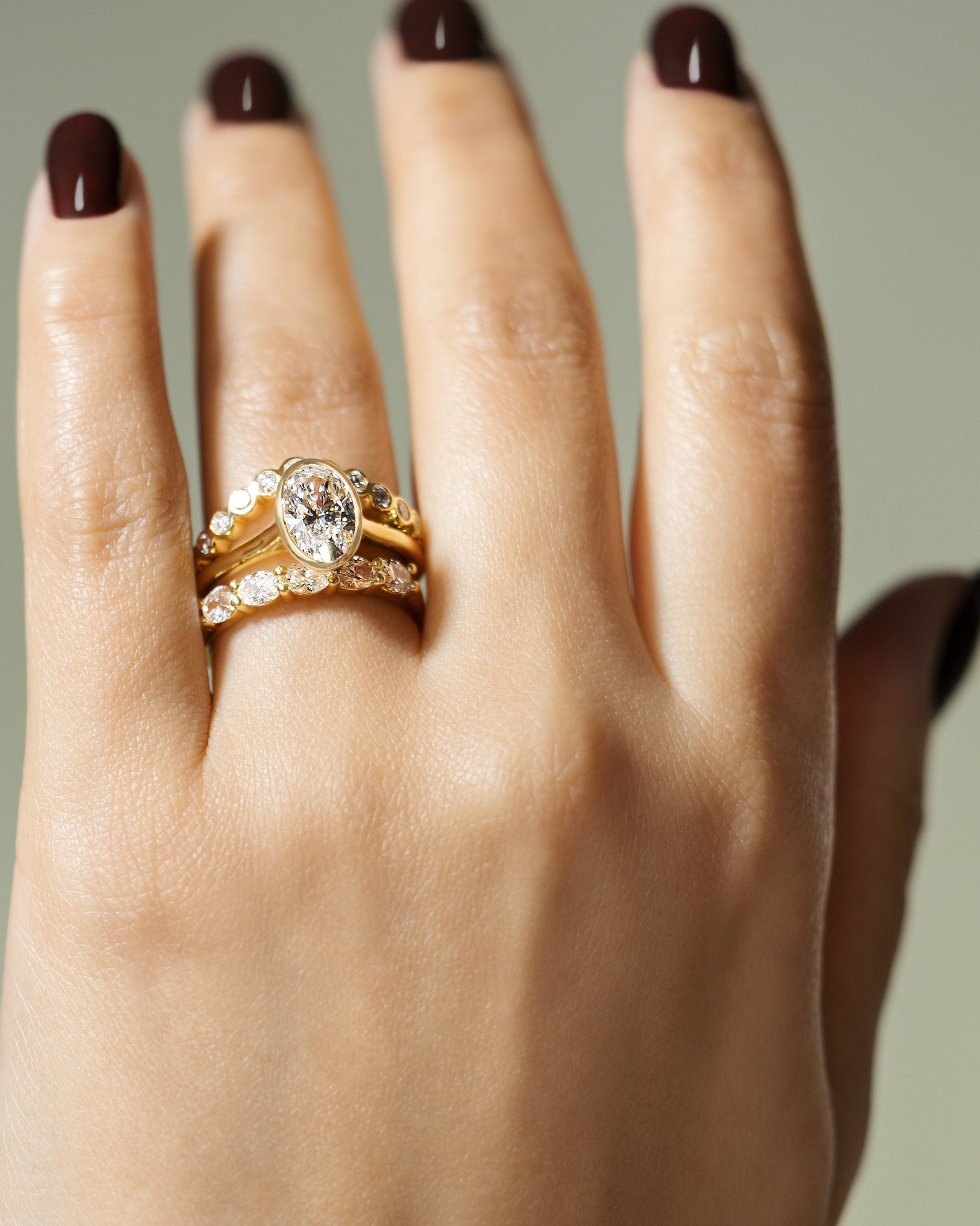 2.0 CT Oval Cut Moissanite Bezel Engagement Ring