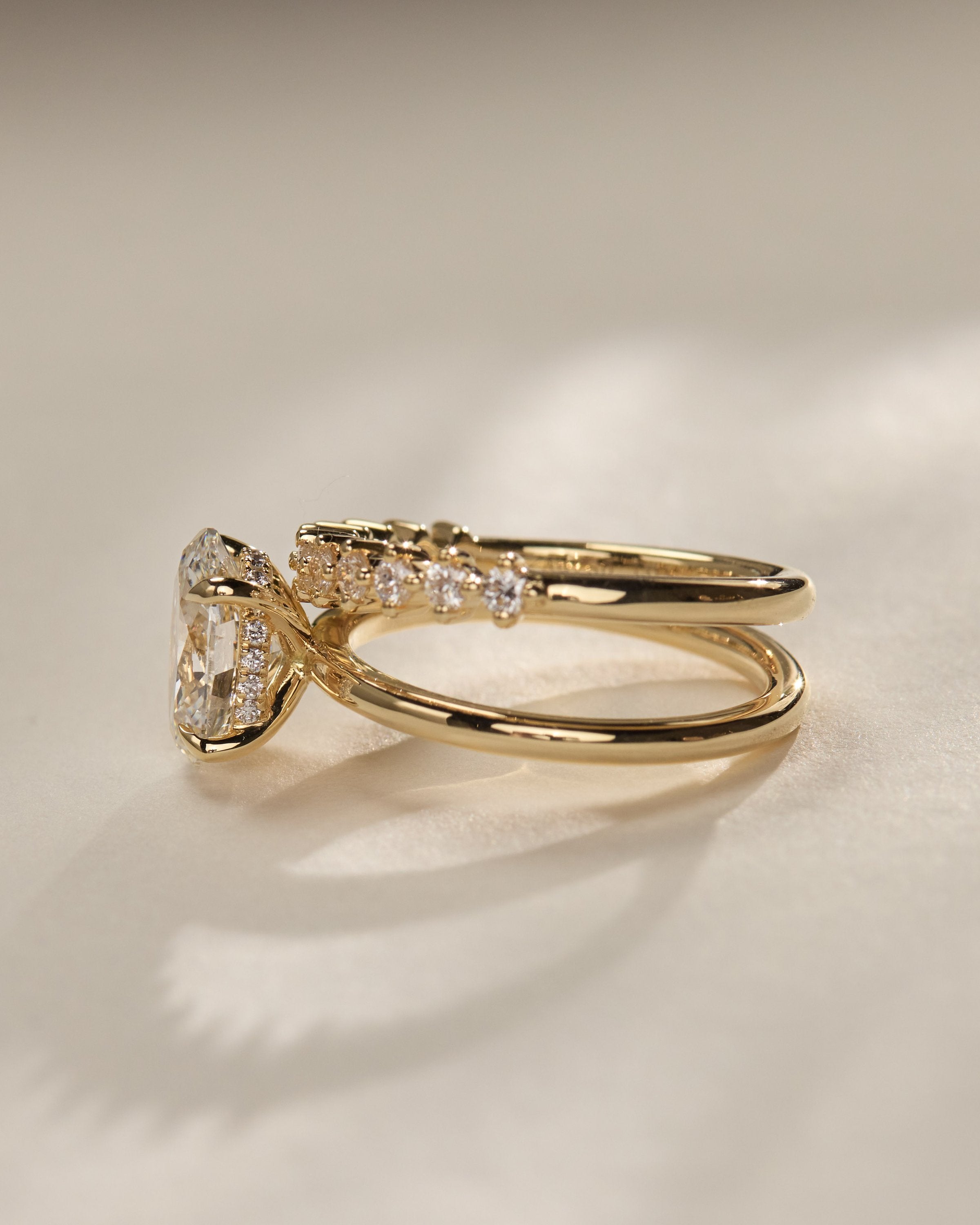 2.0 CT Oval Cut Moissanite Unique Engagement Ring