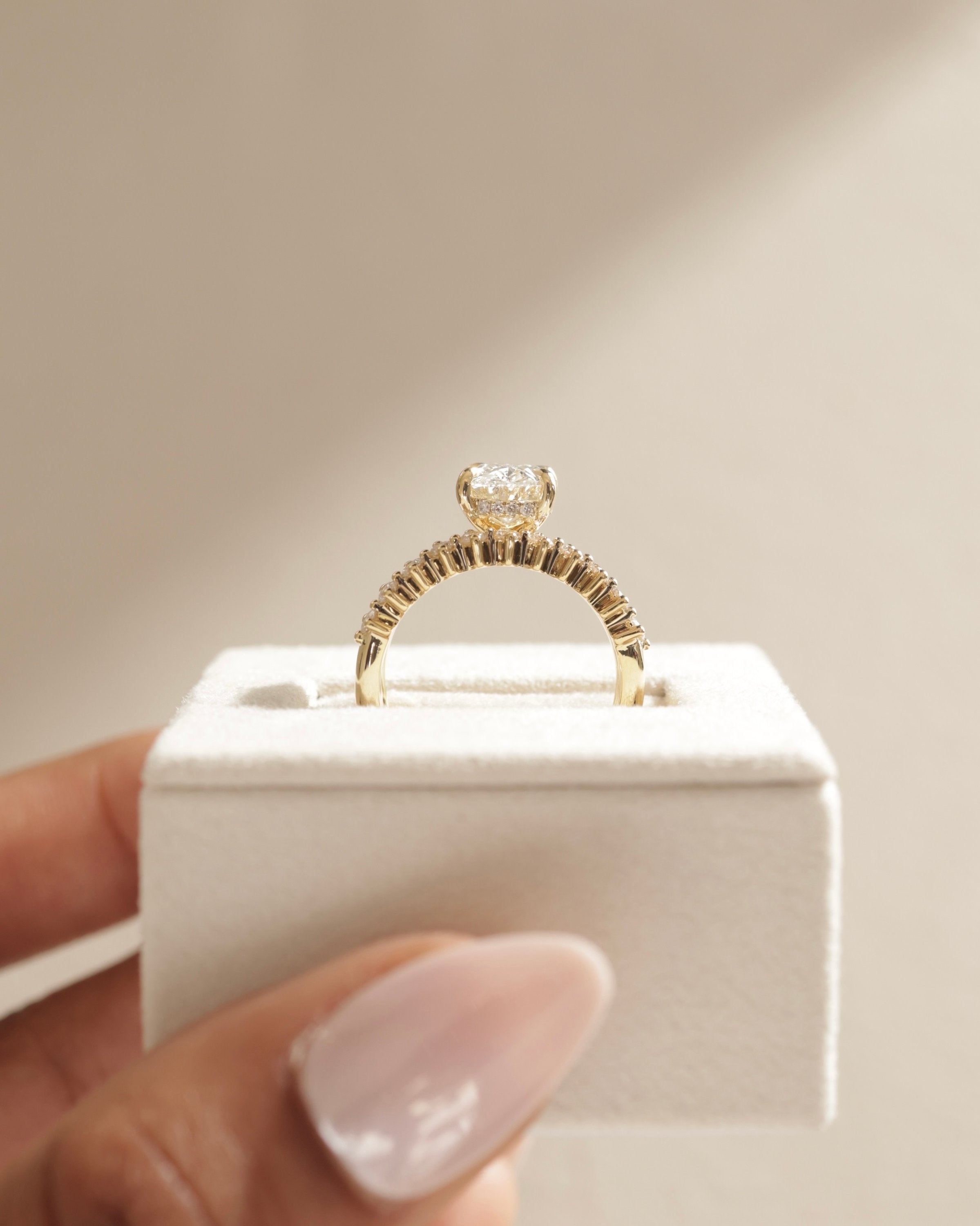 2.0 CT Oval Cut Moissanite Unique Engagement Ring