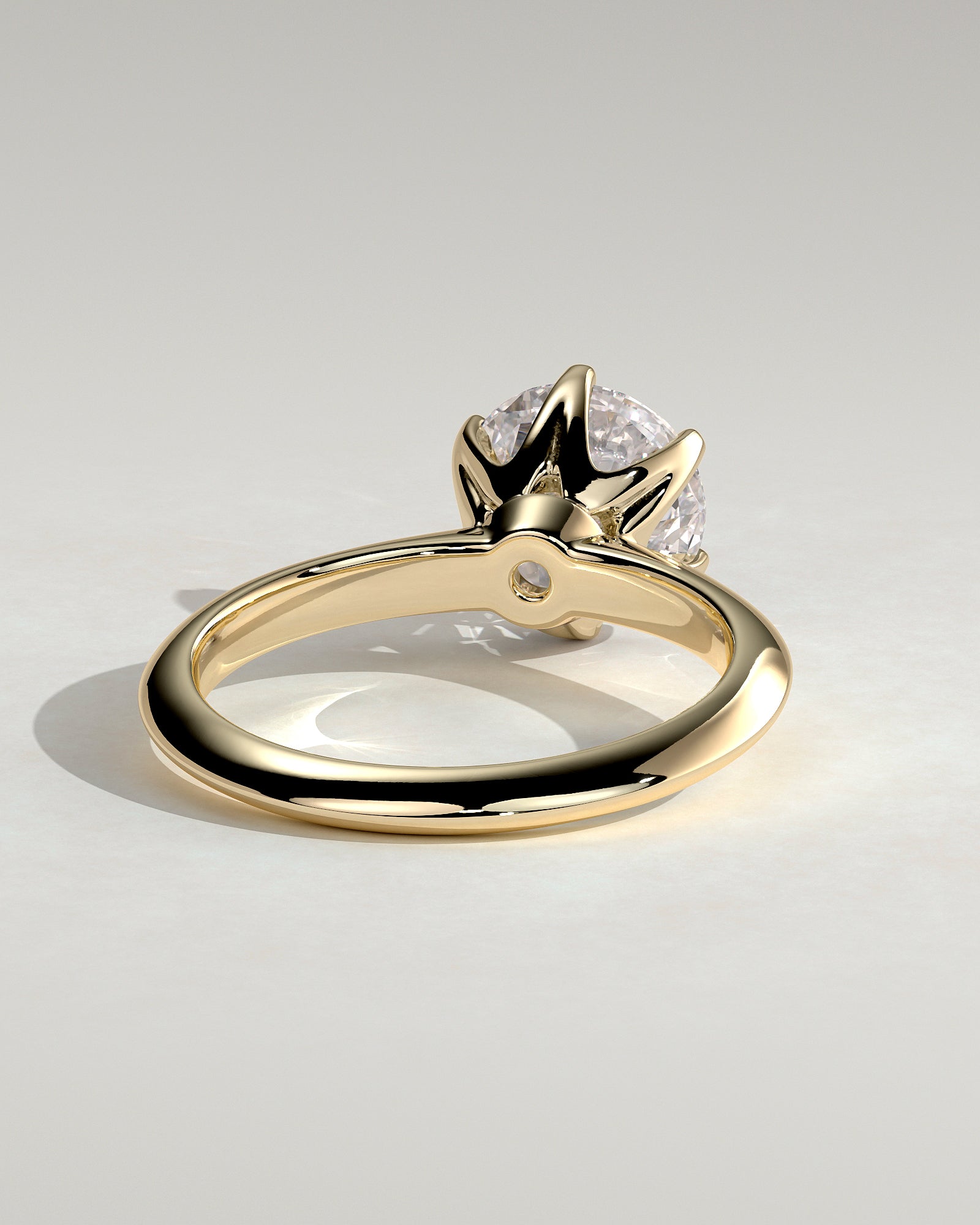 2.0 CT Round Cut Moissanite Solitaire Engagement Ring