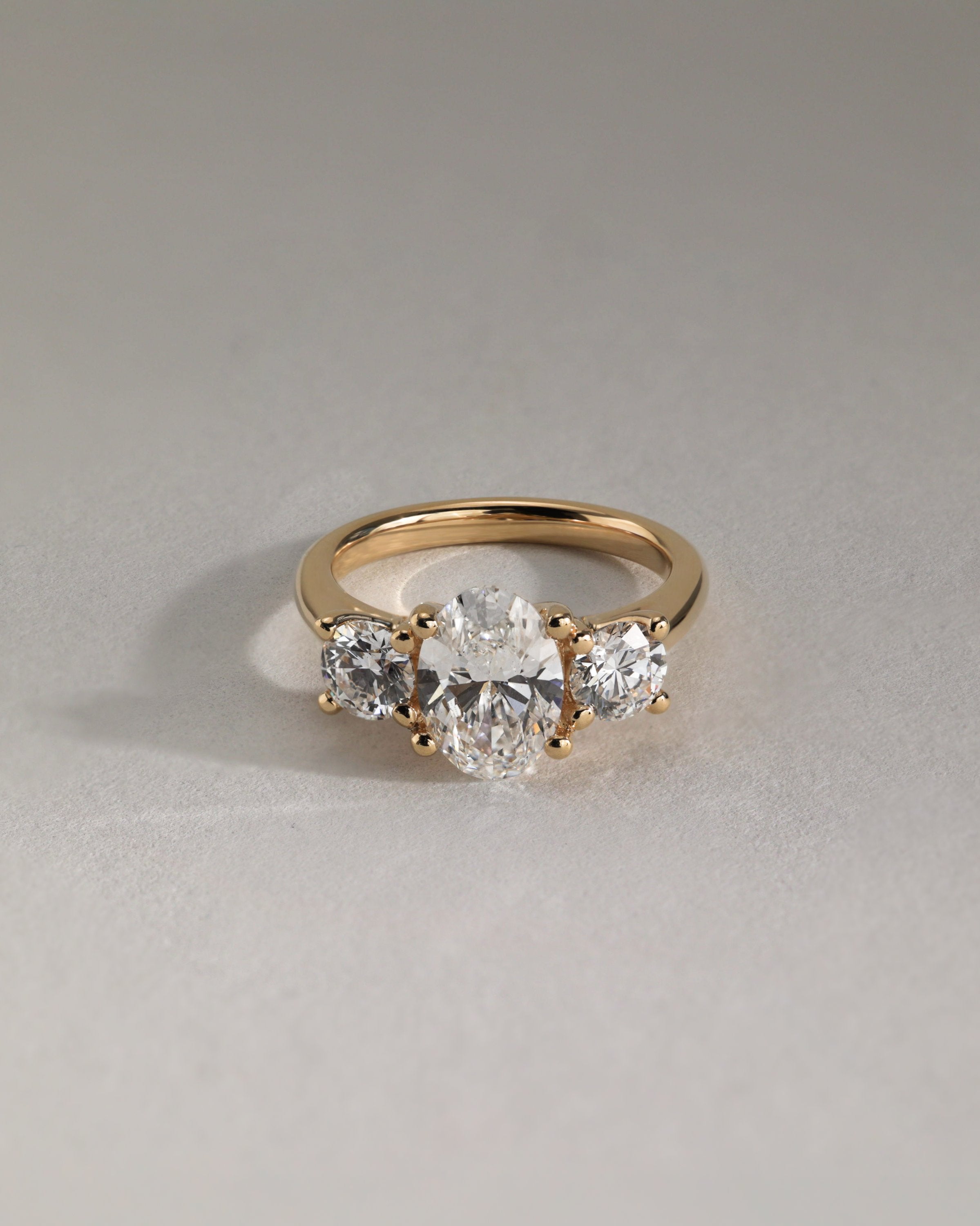 2.0 CT Oval Cut Moissanite Three Stone Engagement Ring