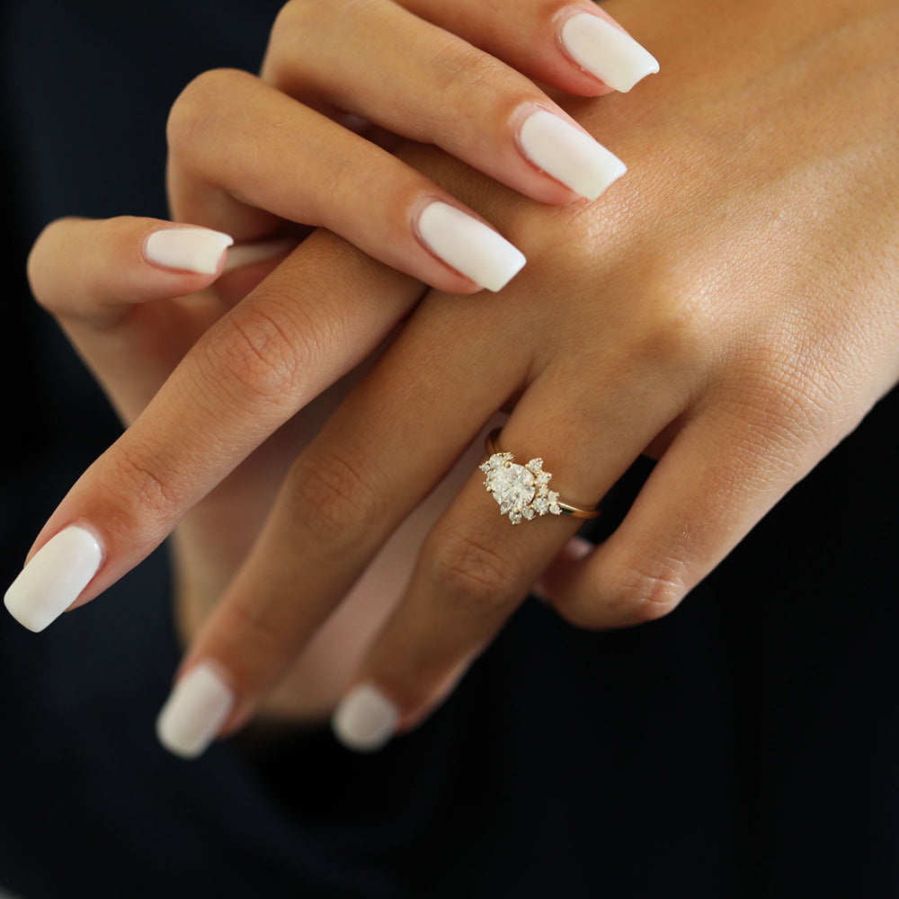 1.0 CT Round Moissanite Diamond Cluster Engagement Ring - crownmoissanite