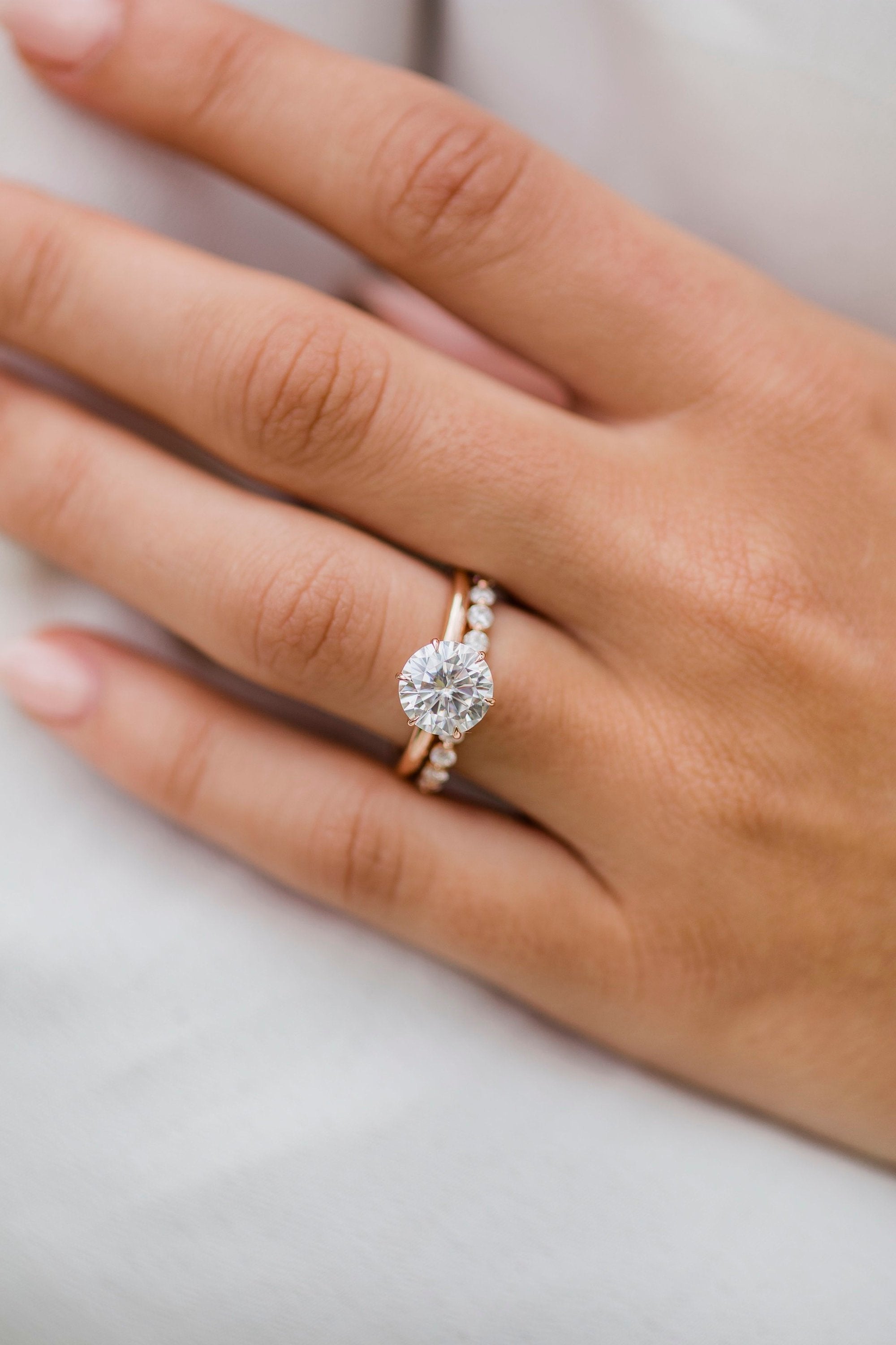 2.10 CT Round Solitaire Moissanite Engagement Ring - crownmoissanite