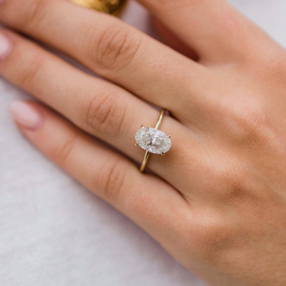 1.0 - 3.0 CT Oval Solitaire Moissanite Engagement Ring - crownmoissanite