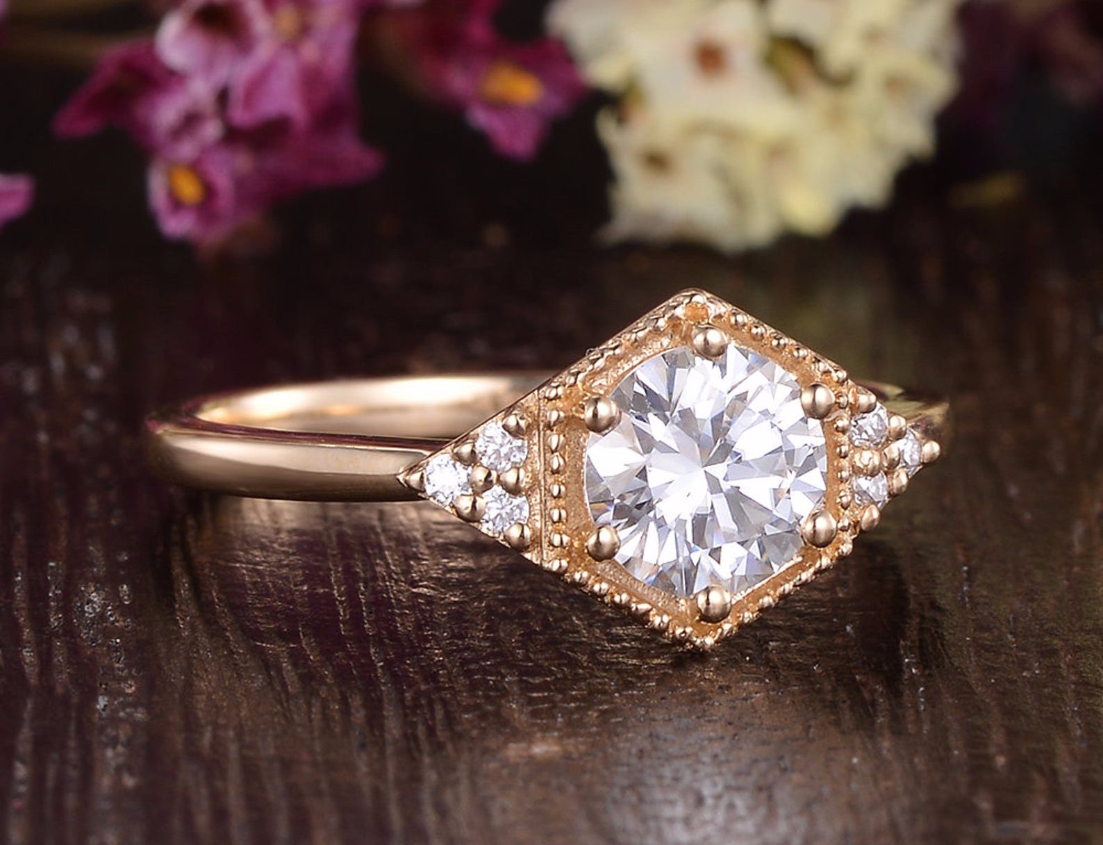 1.60 CT Round Cut Vintage Art Deco Moissanite Engagement Ring - crownmoissanite