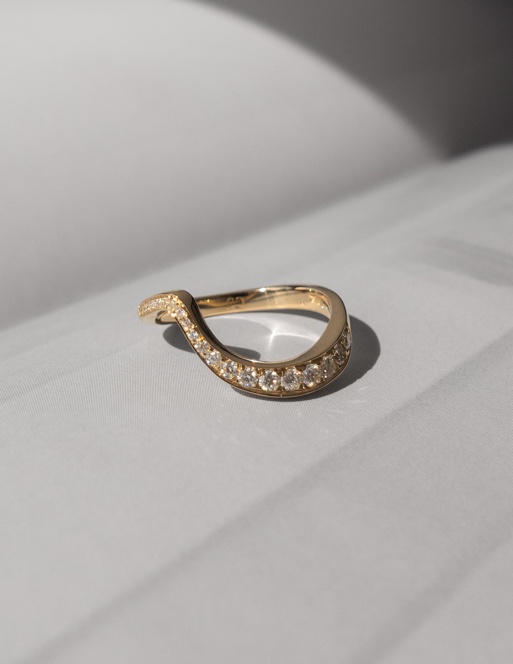 0.40 TCW Round Moissanite Wave Eternity Wedding Band