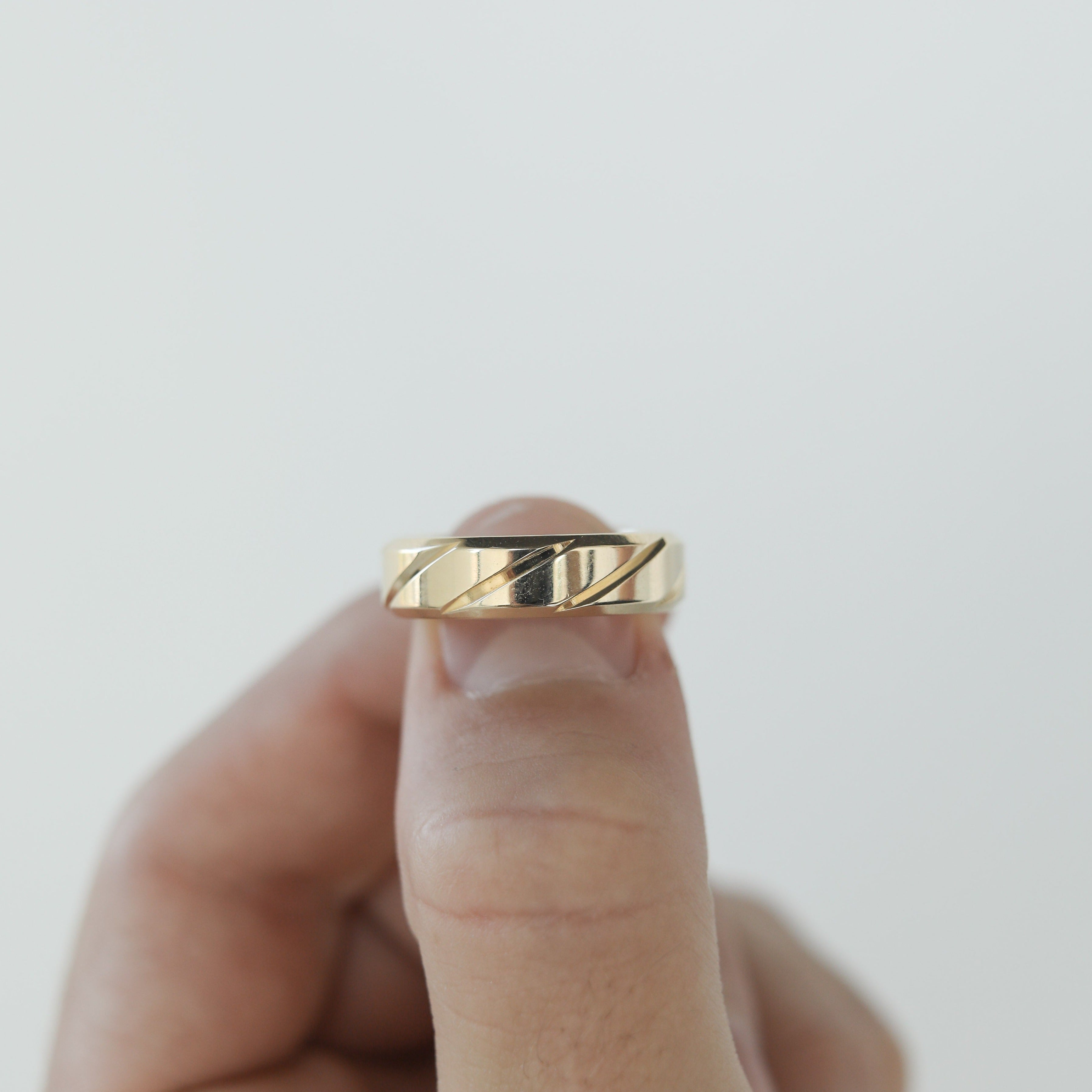 High-Polish Finish Regular Men's Band - crownmoissanite