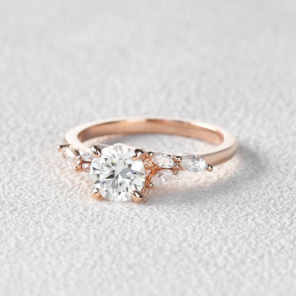 1.0 CT Round Cut Cluster Moissanite Engagement Ring - crownmoissanite