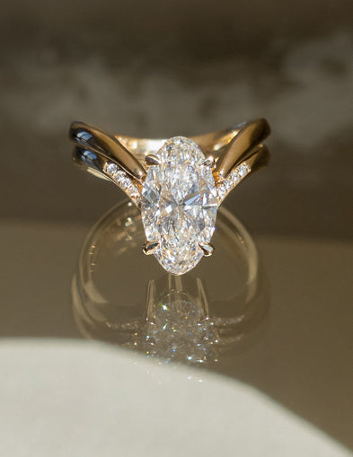 1.0 - 3.0 CT Moval Shaped Moissanite Solitaire Bridal Ring Set