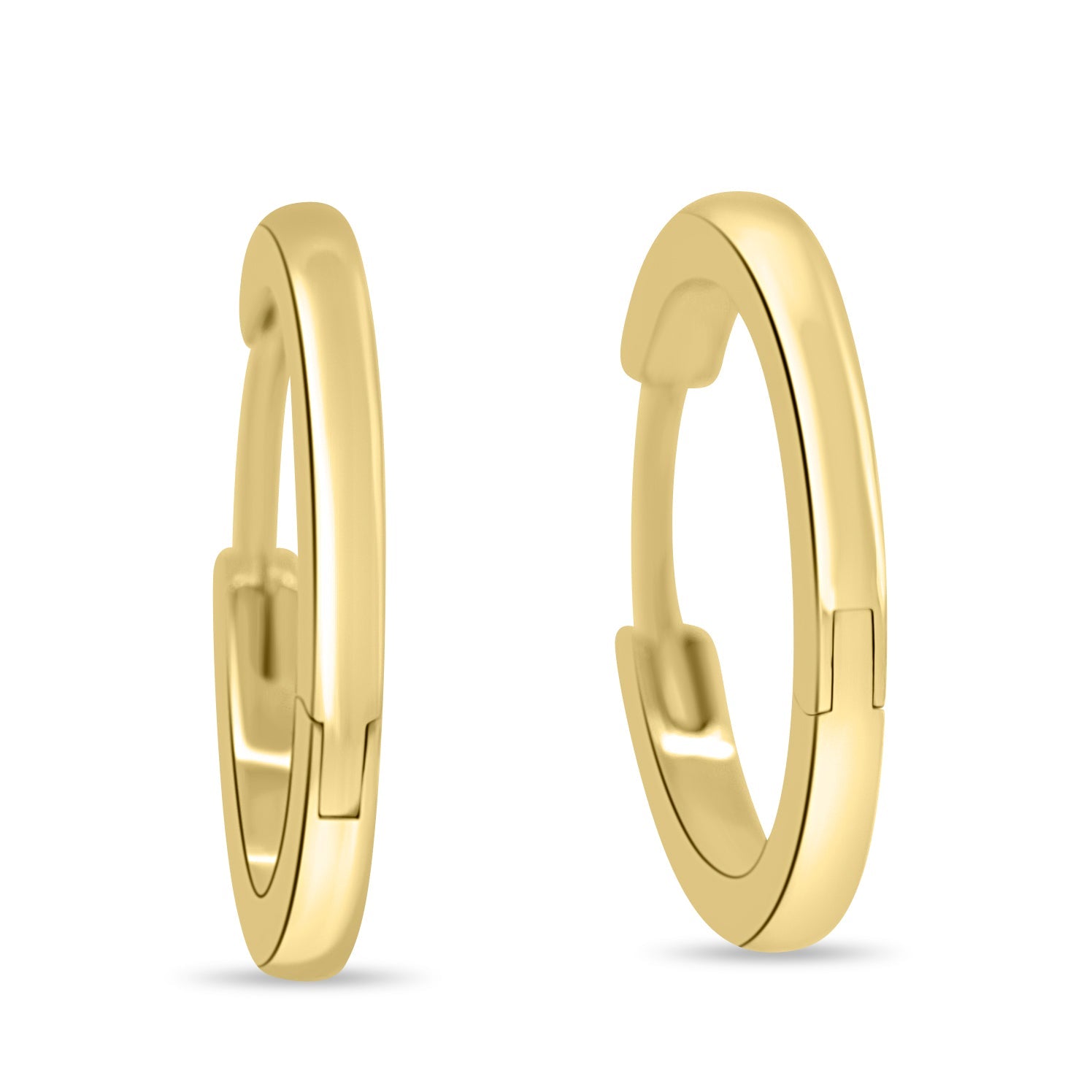 Classic plain hoop earrings with a smooth polished finish – minimalist gold hoops perfect for everyday wear, layering, or timeless styling.