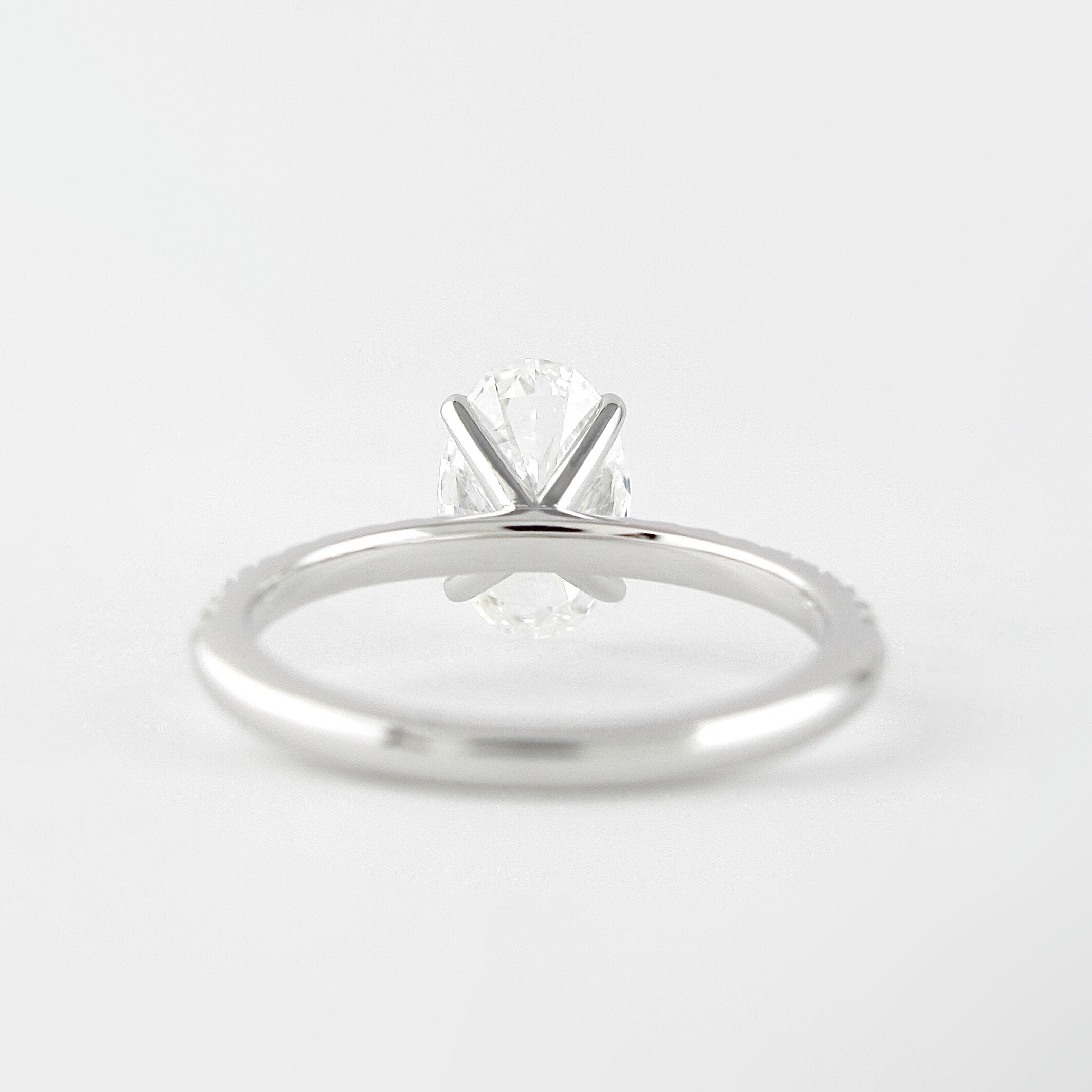 1.91 CT Oval Shaped Moissanite Solitaire Engagement Ring - crownmoissanite