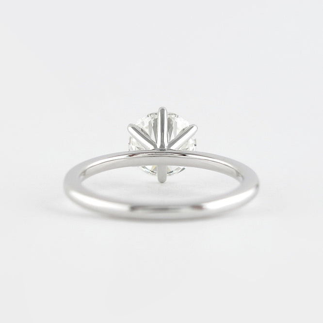 1.0 CT Round Solitaire Style Moissanite Engagement Ring - crownmoissanite