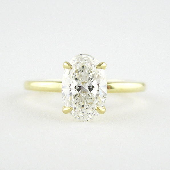 1.33 CT Oval Solitaire Style Moissanite Engagement Ring - crownmoissanite