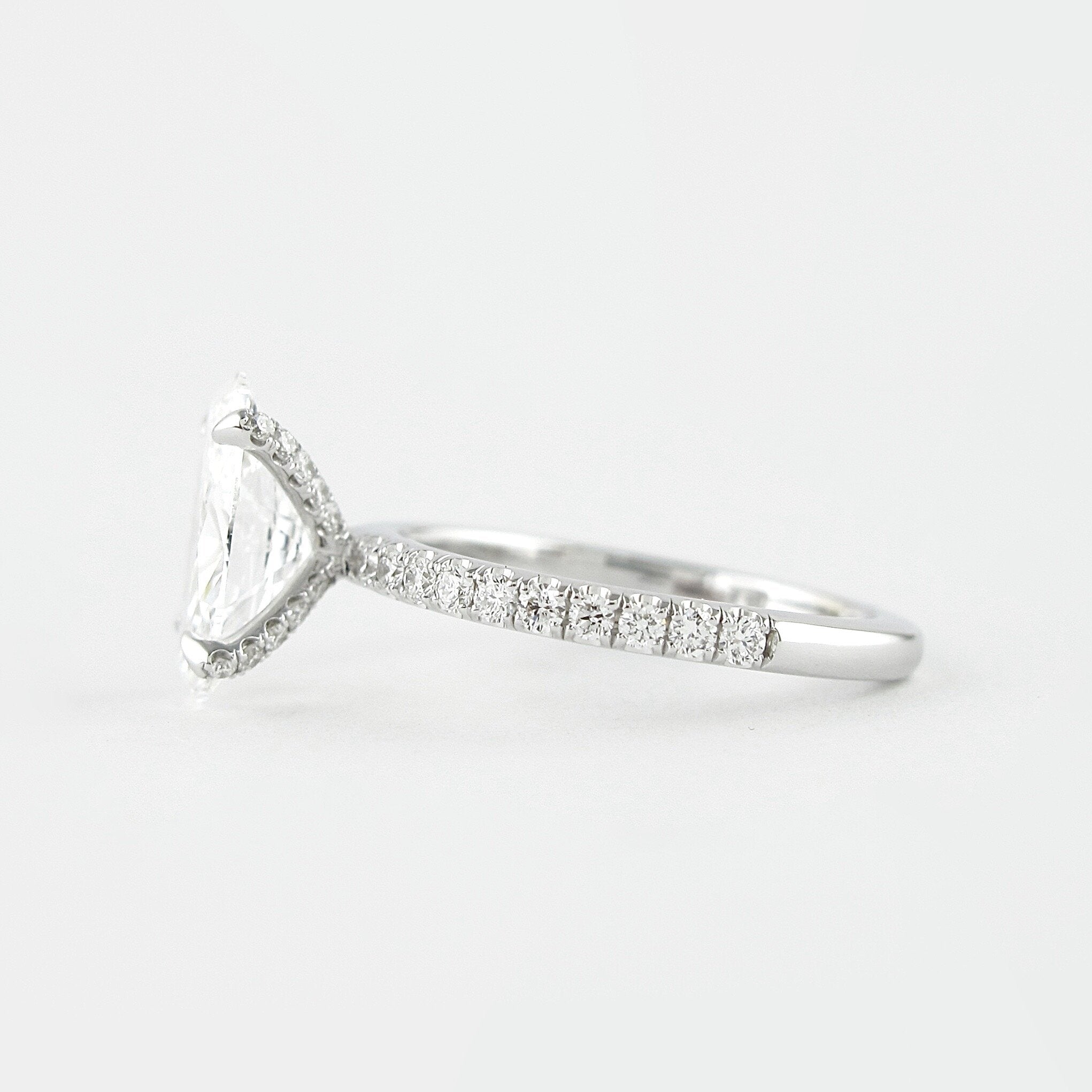 1.33 CT Oval Cut Pave Setting Moissanite Engagement Ring - crownmoissanite