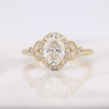 1.33 CT Oval Shaped Moissanite Halo Engagement Ring - crownmoissanite