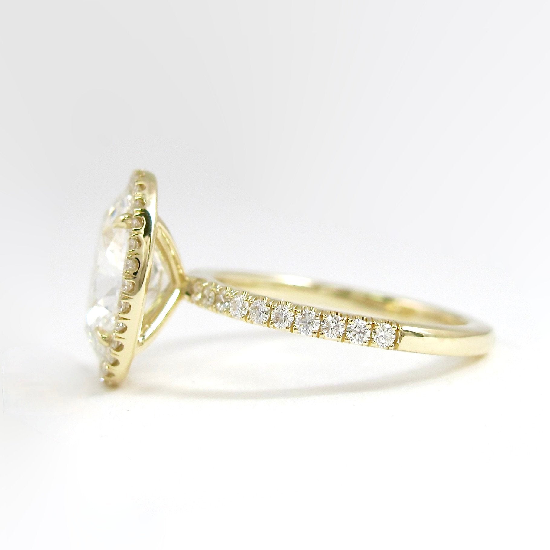 4.0 CT Oval Cut Halo Style Moissanite Engagement Ring - crownmoissanite