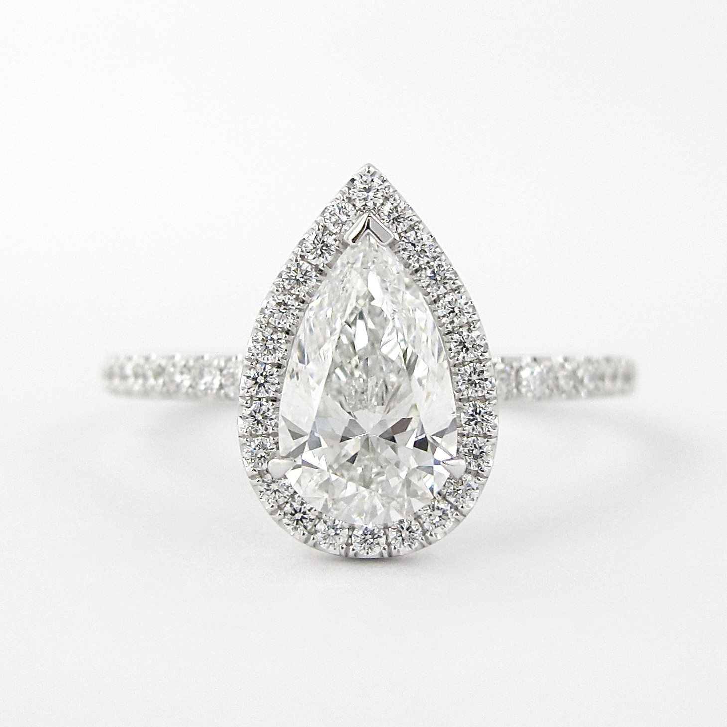 1.5 CT Pear Shaped Moissanite Halo Engagement Ring - crownmoissanite