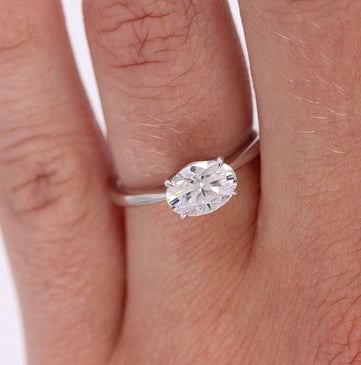 2.0 CT Oval Cut Solitaire Moissanite Engagement Ring - crownmoissanite