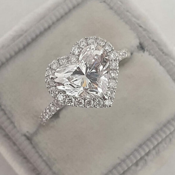 2.0 CT Heart Cut Halo Style Moissanite Engagement Ring - crownmoissanite