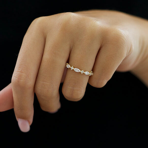 0.50 TCW Marquise And Round Cut Alternative Moissanite Wedding Band - crownmoissanite