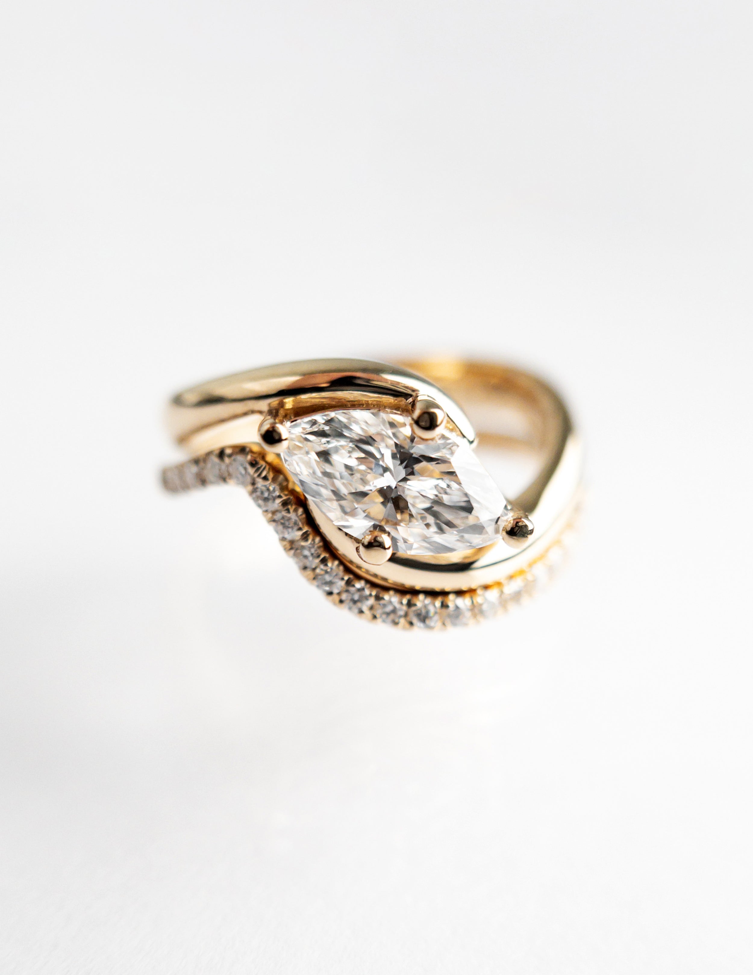 1.0 CT - 2.0 CT Marquise Moissanite Solitaire Setting Diamond Bridal Set