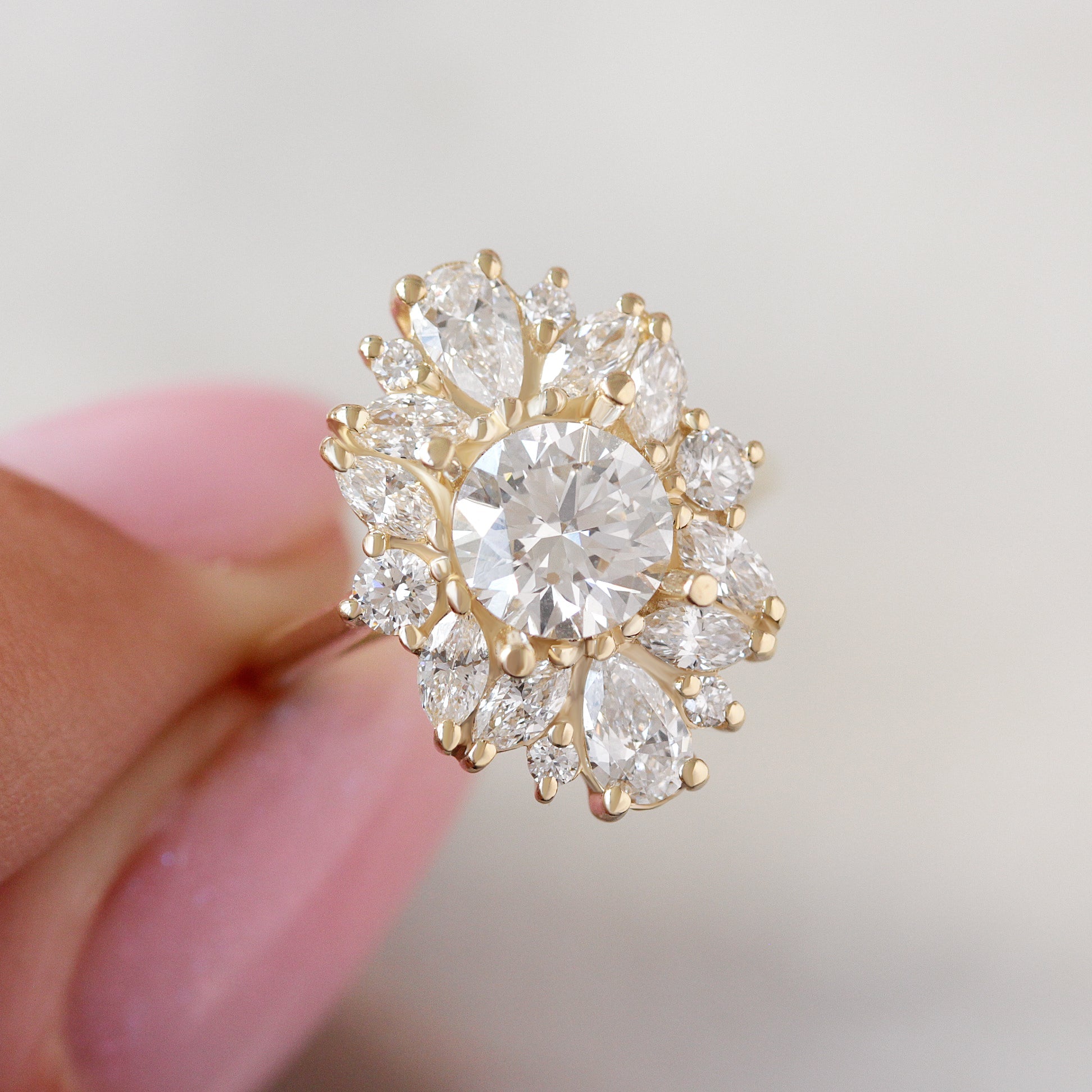 1.0 CT Round Moissanite Art Deco Engagement Ring