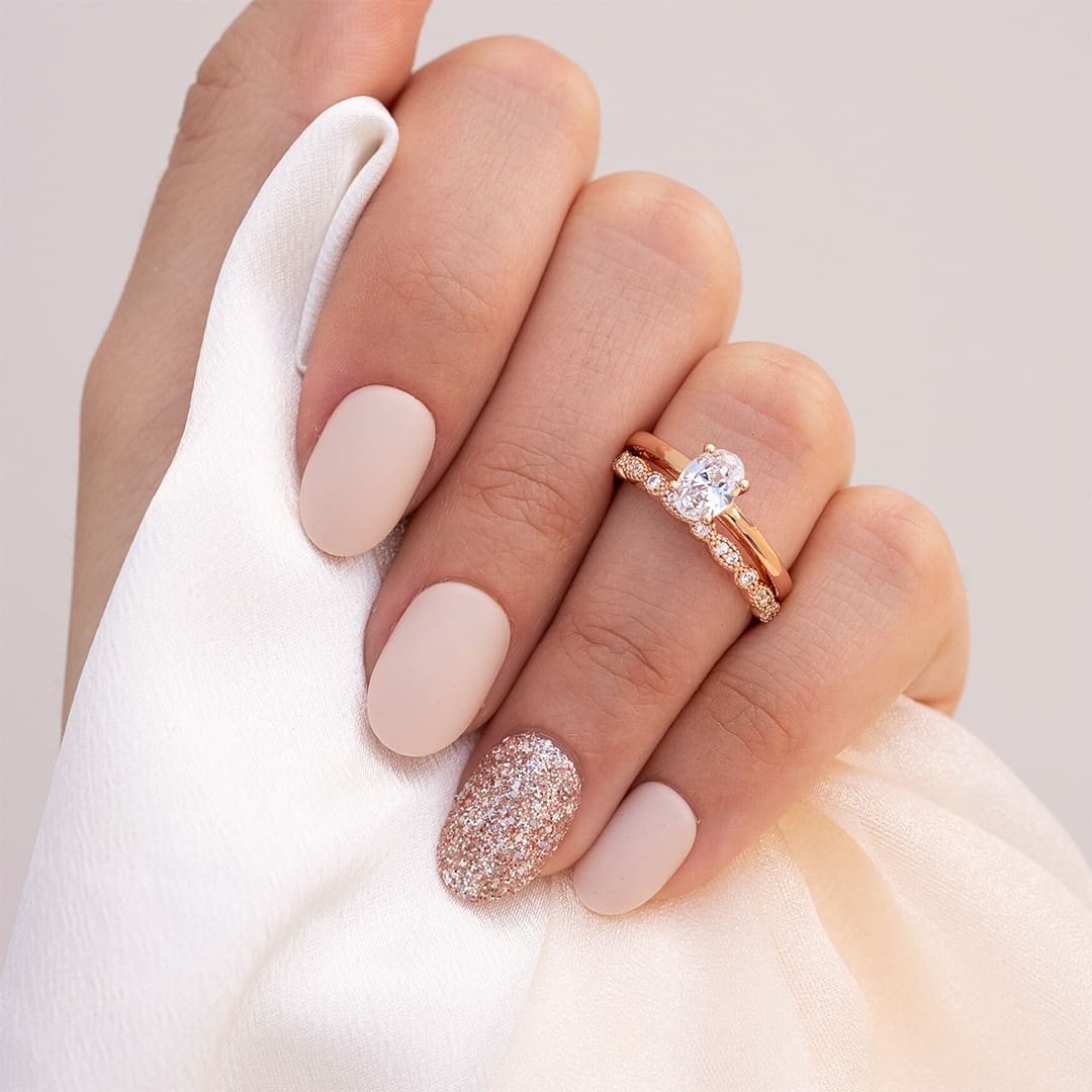 1.33 CT Oval Moissanite Diamond Solitaire Engagement Ring - crownmoissanite