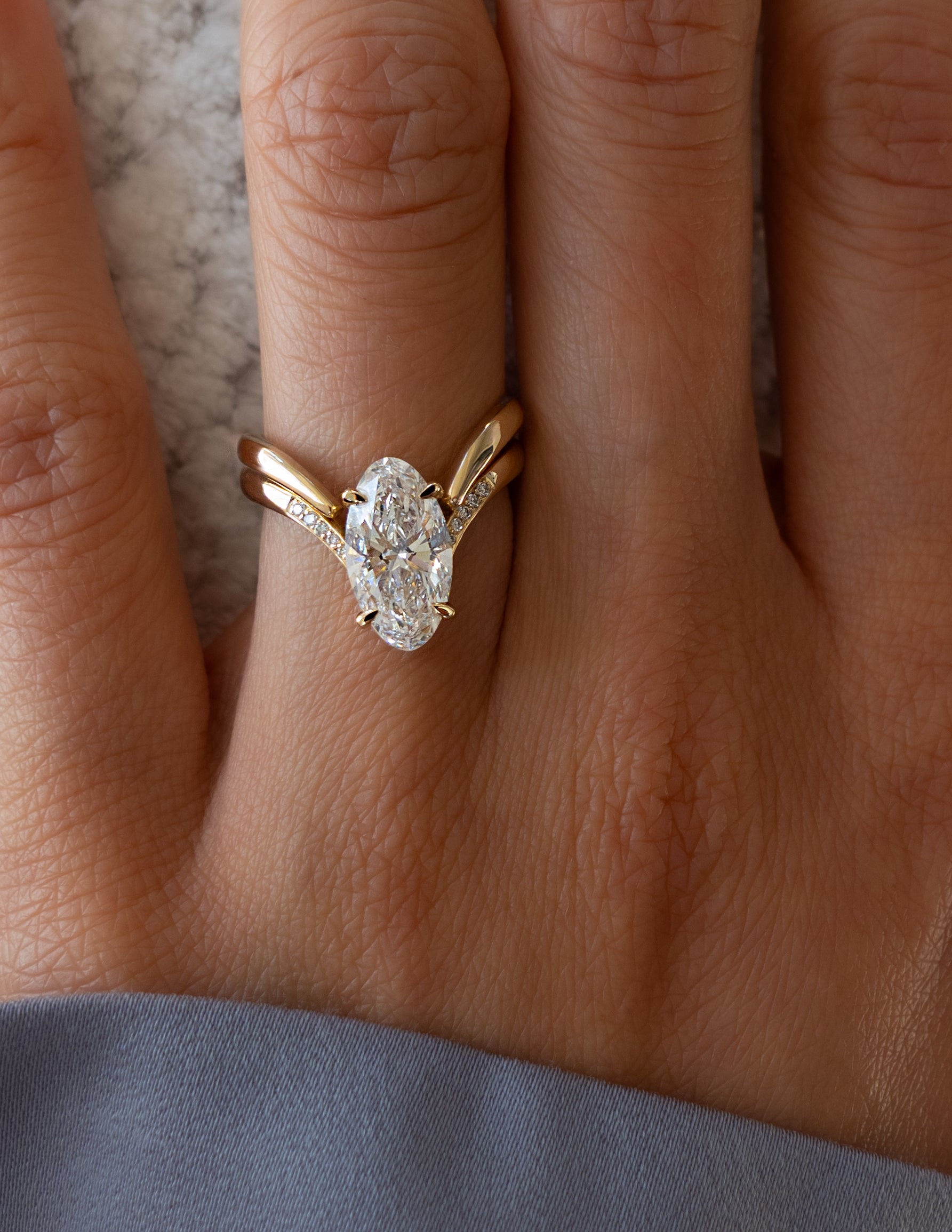 1.0 - 3.0 CT Moval Shaped Moissanite Solitaire Bridal Ring Set