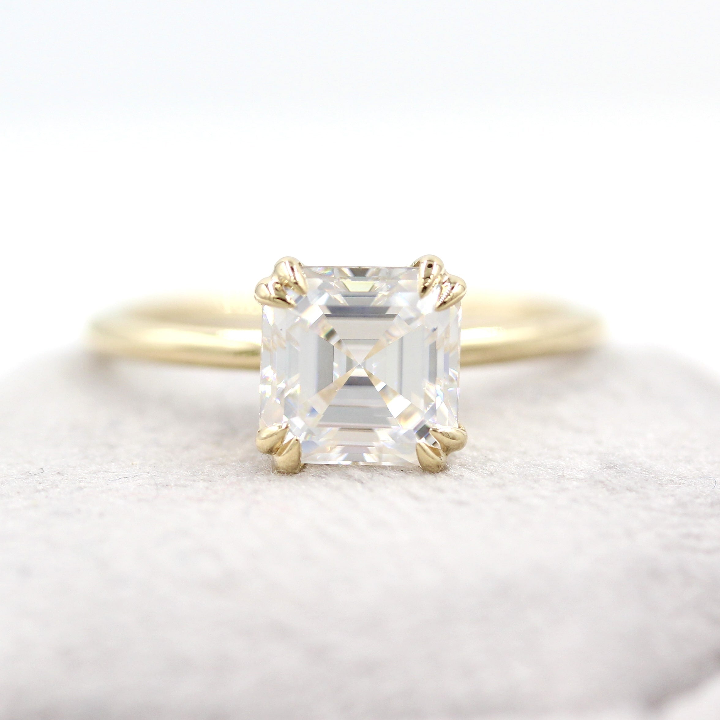 2.0 CT Asscher Shaped Moissanite Solitaire Engagement Ring - crownmoissanite