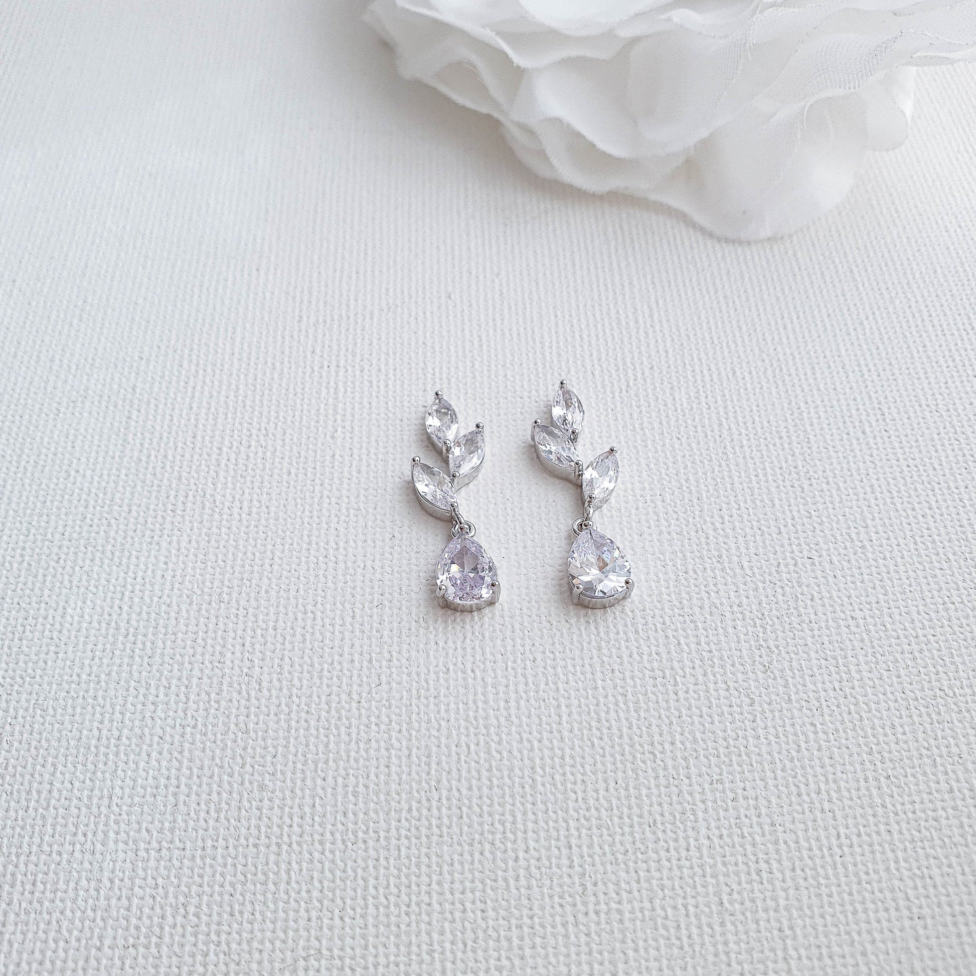 3.0 TCW Pear & Marquise Leaf Drop Earrings - crownmoissanite