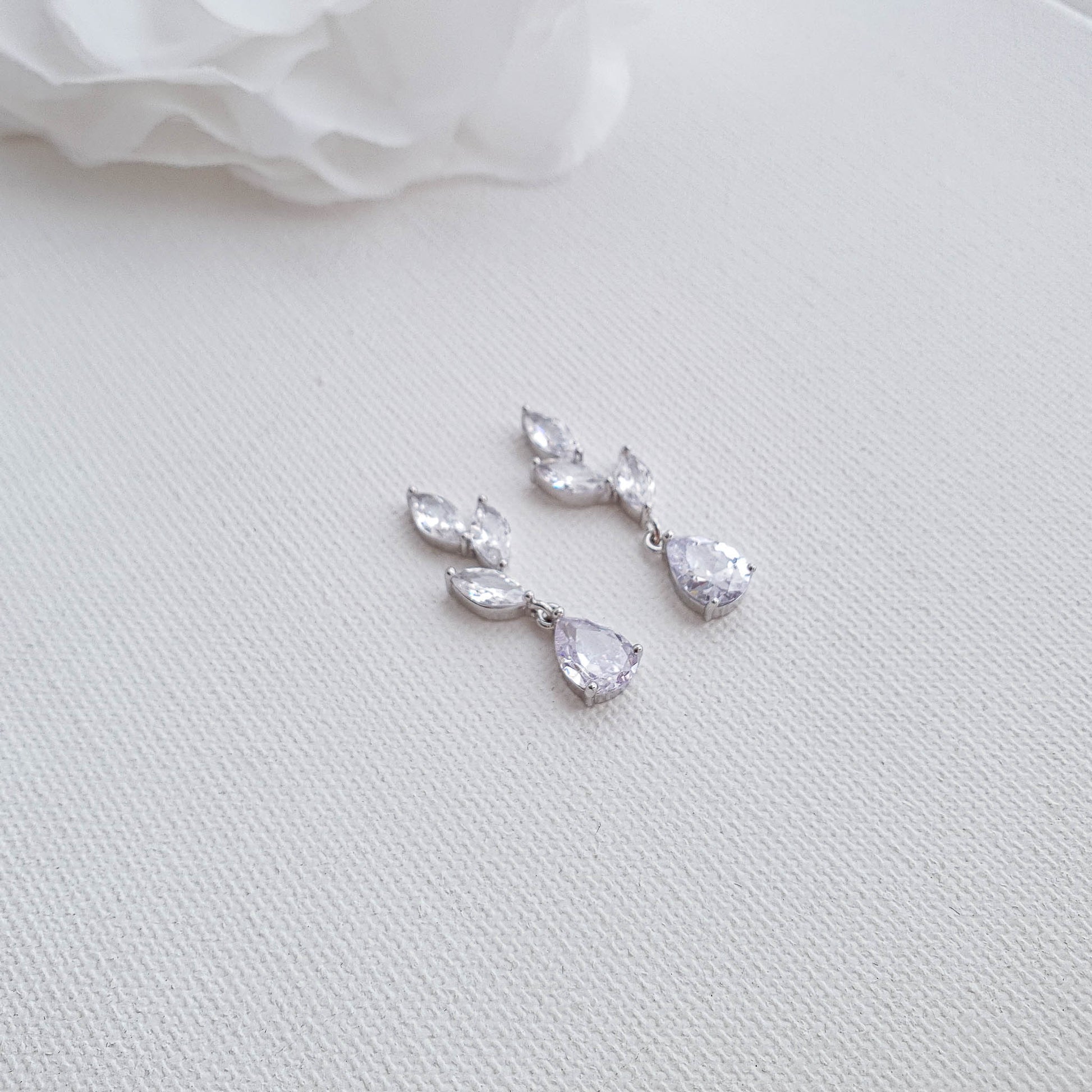 3.0 TCW Pear & Marquise Leaf Drop Earrings - crownmoissanite