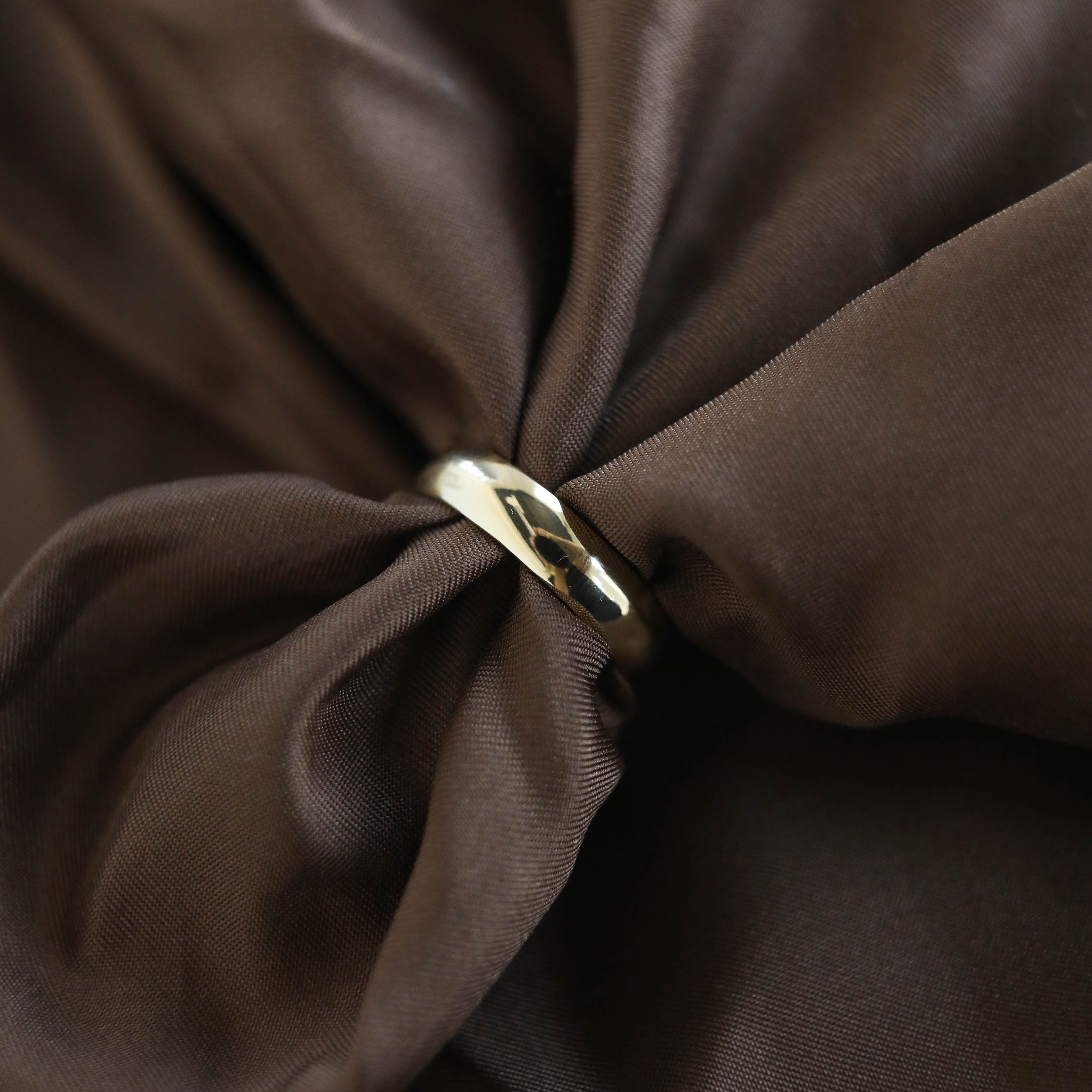 Polished Finish Classic Men's Wedding Band - crownmoissanite