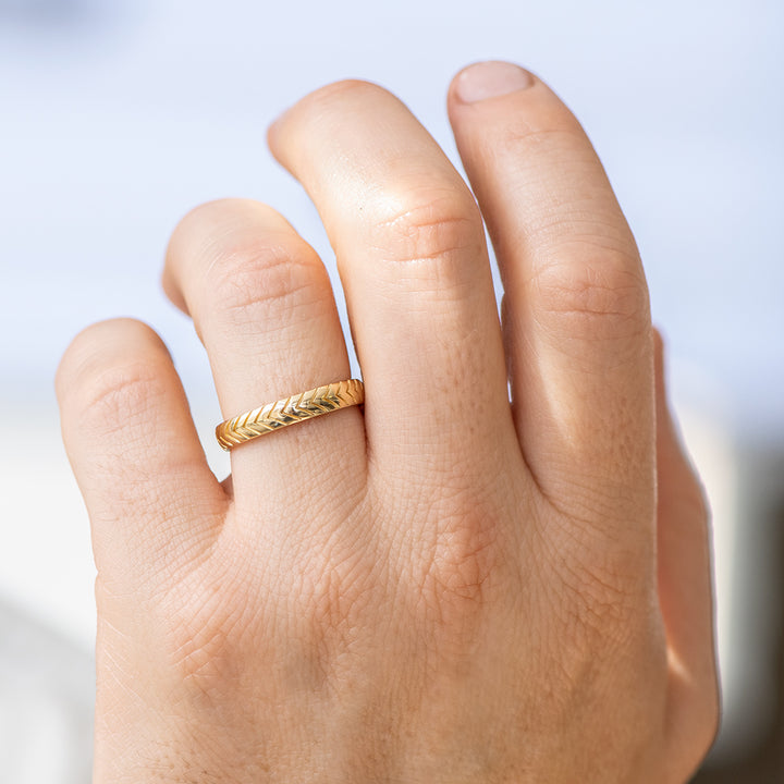 Men's Wedding Band with Engraved Geometric Pattern - crownmoissanite