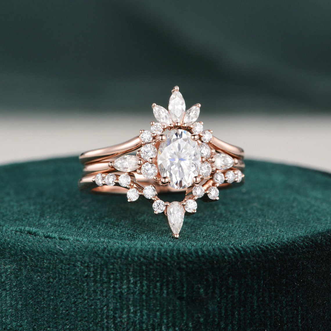 1.0 CT Oval Shaped Moissanite Cluster Bridal Ring Set - crownmoissanite