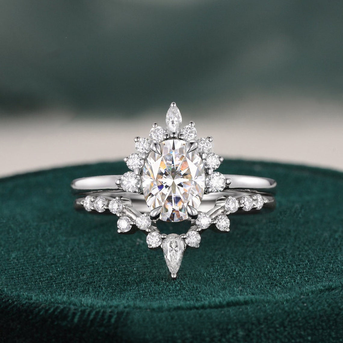 1.50 CT Pear Cut Cluster Moissanite Bridal Ring Set - crownmoissanite