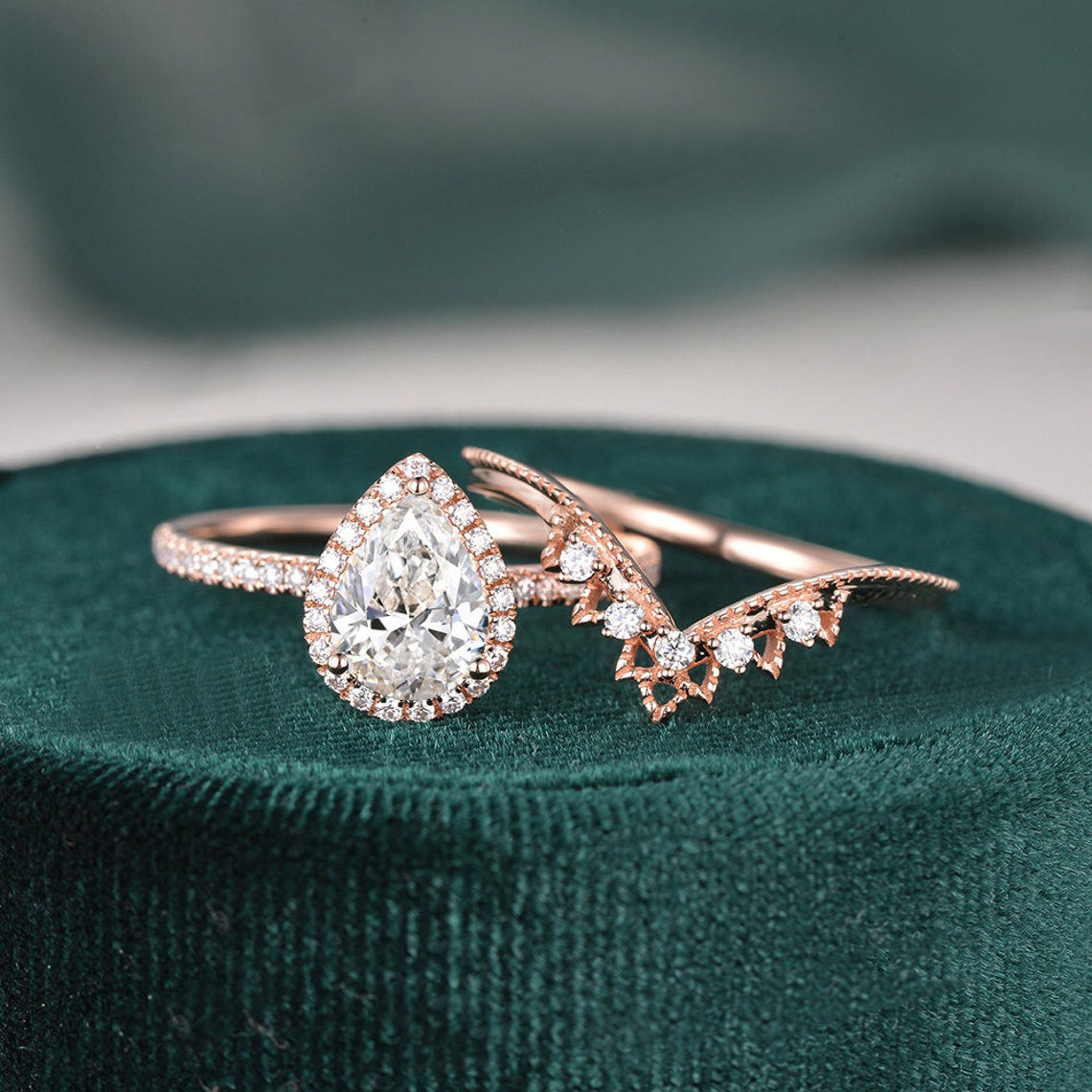 1.50 CT Pear Shaped Moissanite Halo Bridal Ring Set - crownmoissanite