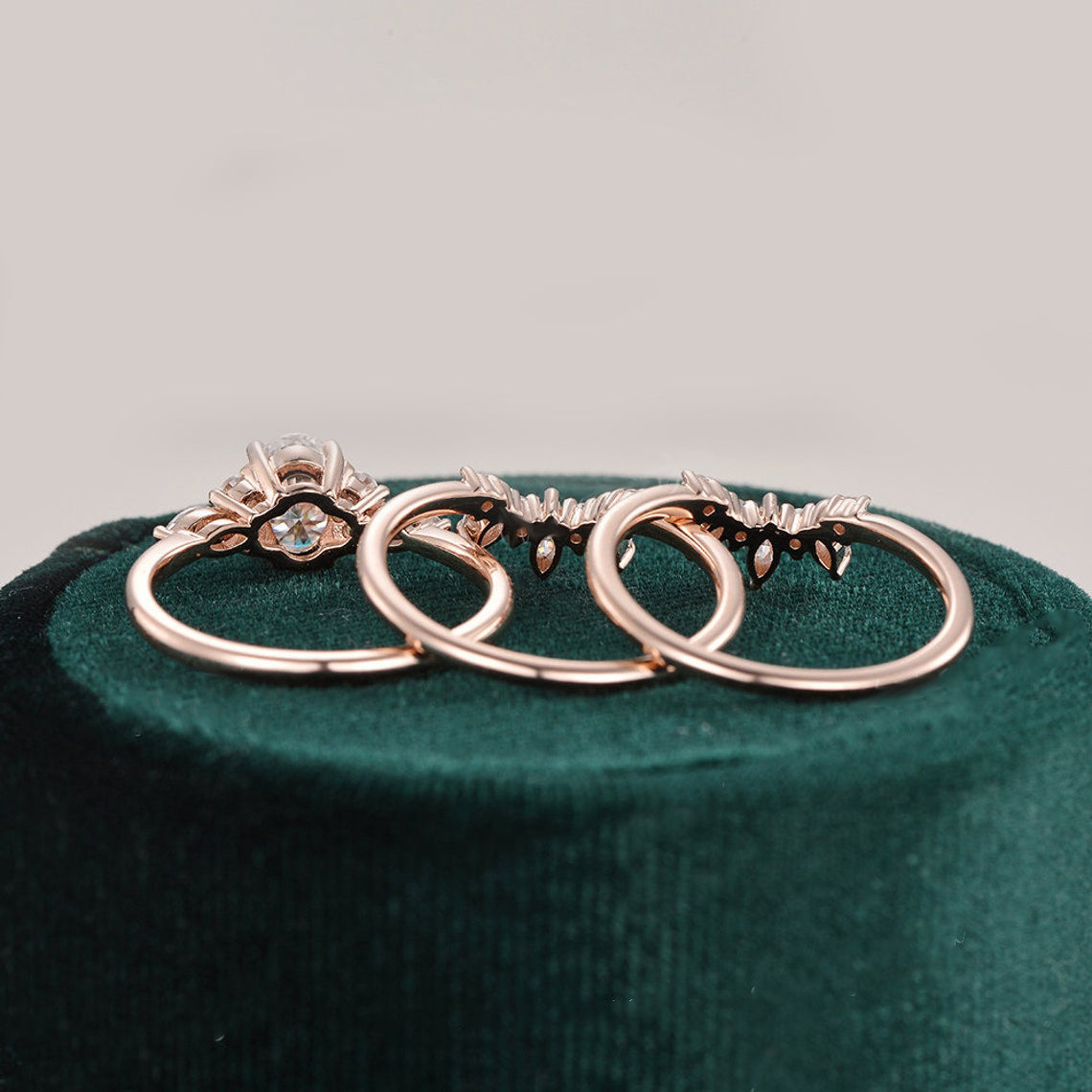 1.0 CT Oval Shaped Moissanite Cluster Bridal Ring Set - crownmoissanite