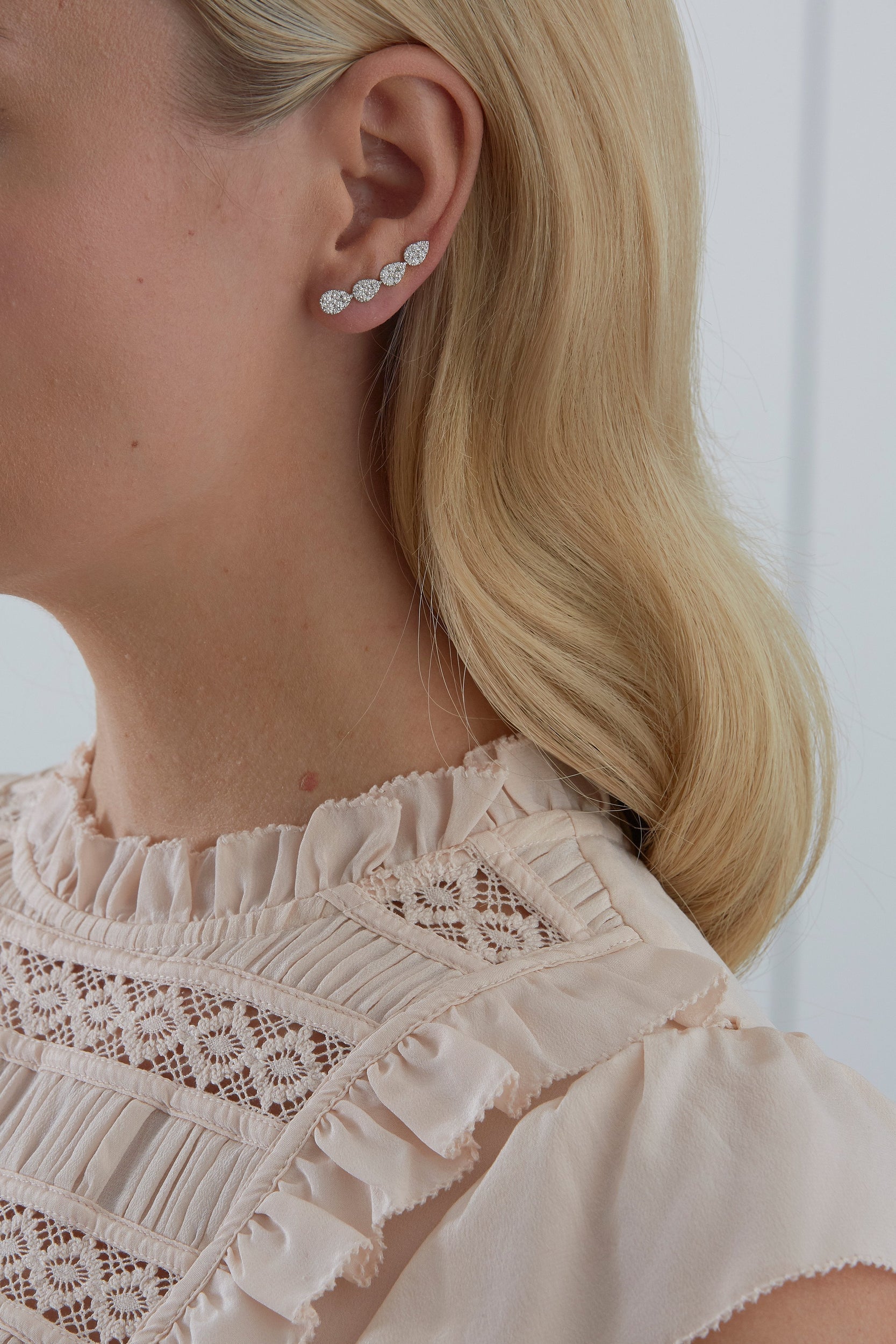 0.64 TCW Round Moissanite Diamond Ear Crawler Earrings - crownmoissanite