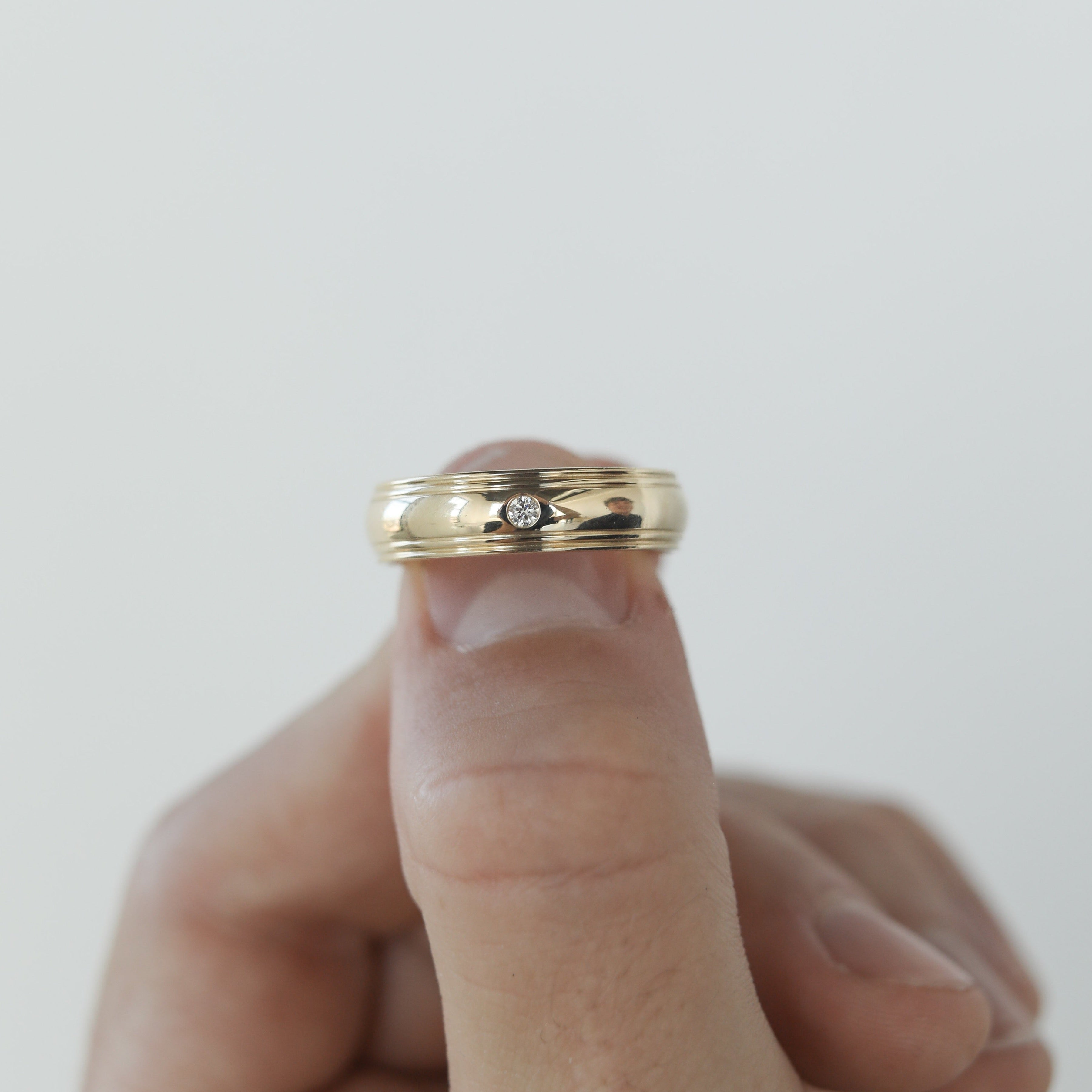 Classic Single Stone Polished Finish Men's Wedding Band - crownmoissanite