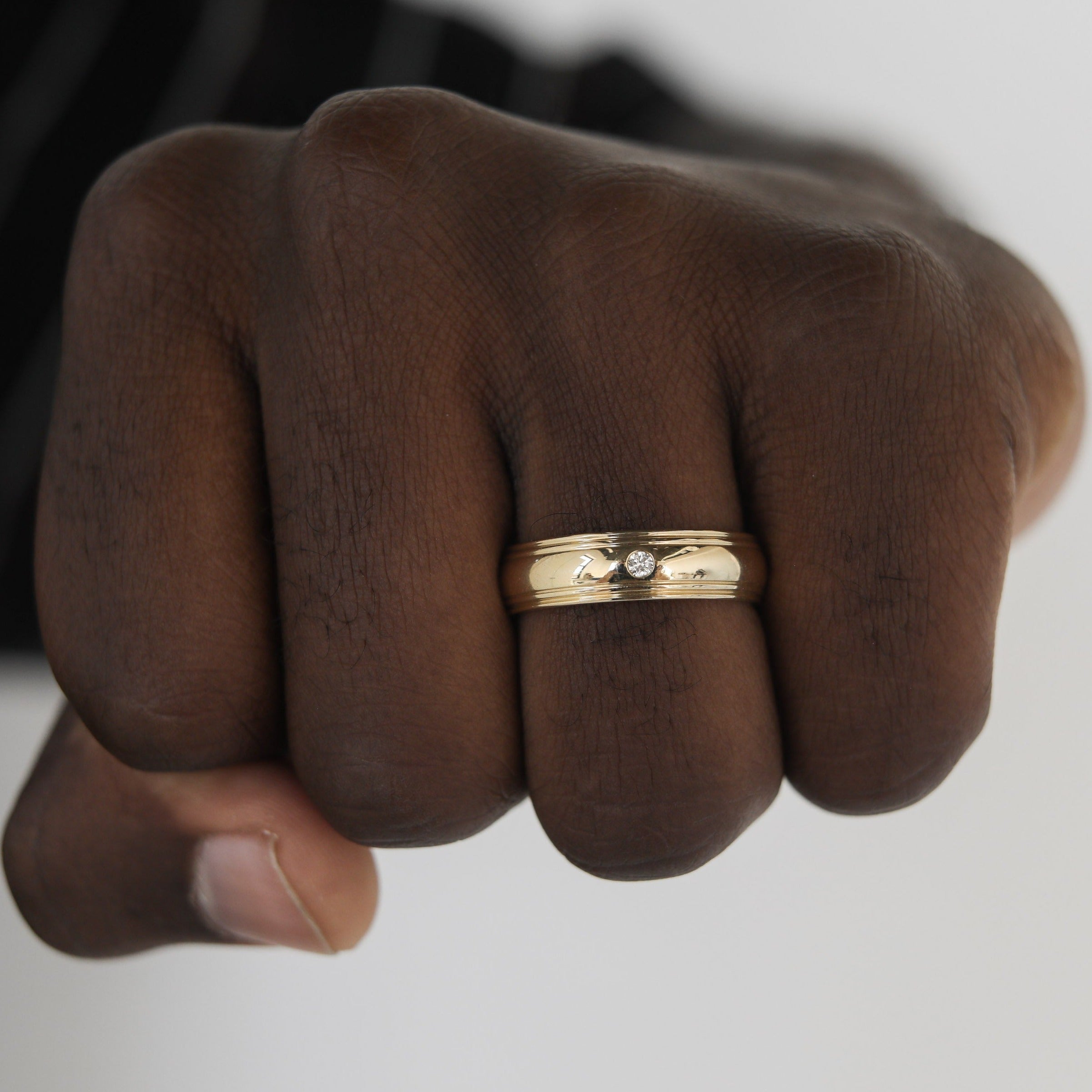 Classic Single Stone Polished Finish Men's Wedding Band - crownmoissanite