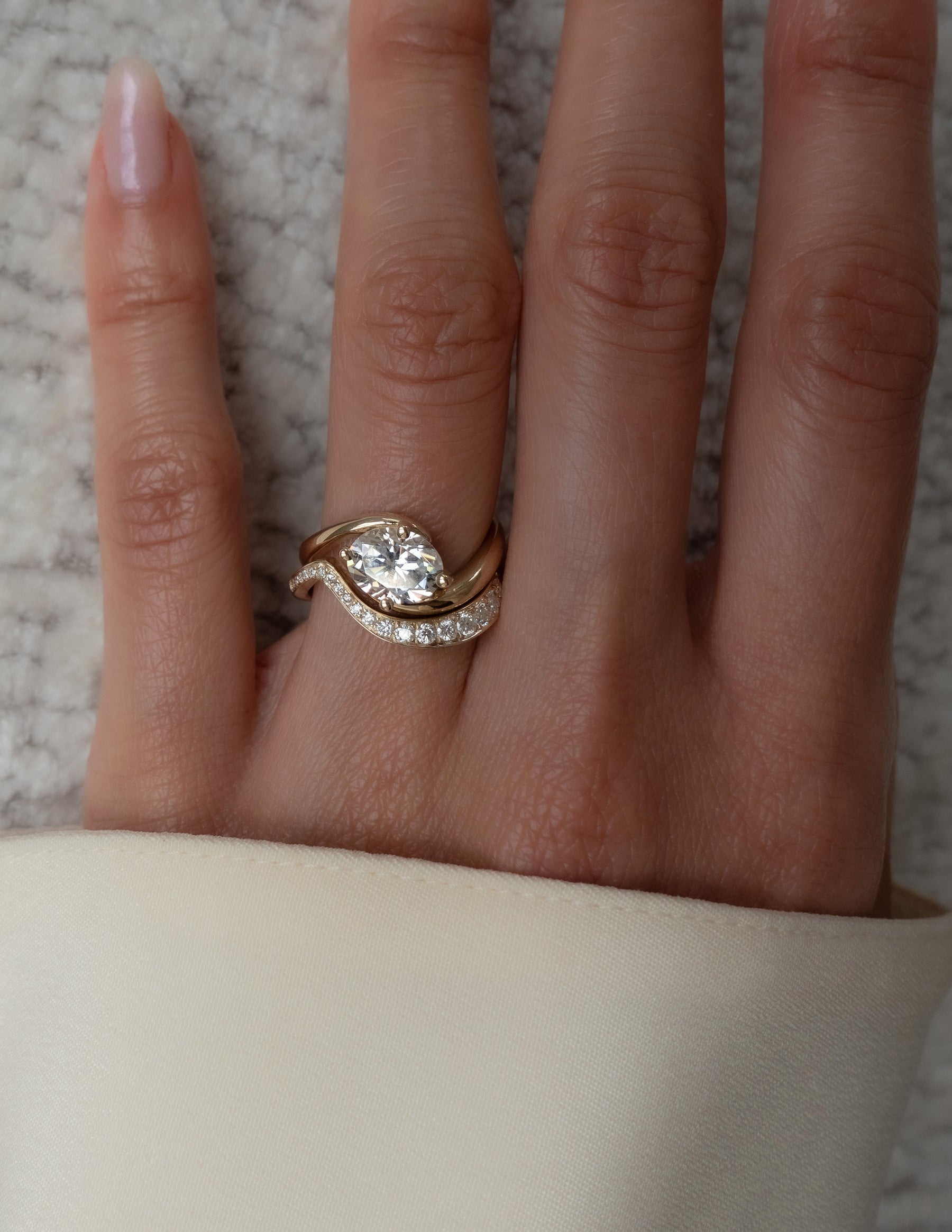 1.0 - 2.0 CT Oval Cut Moissanite Solitaire Bridal Ring Set