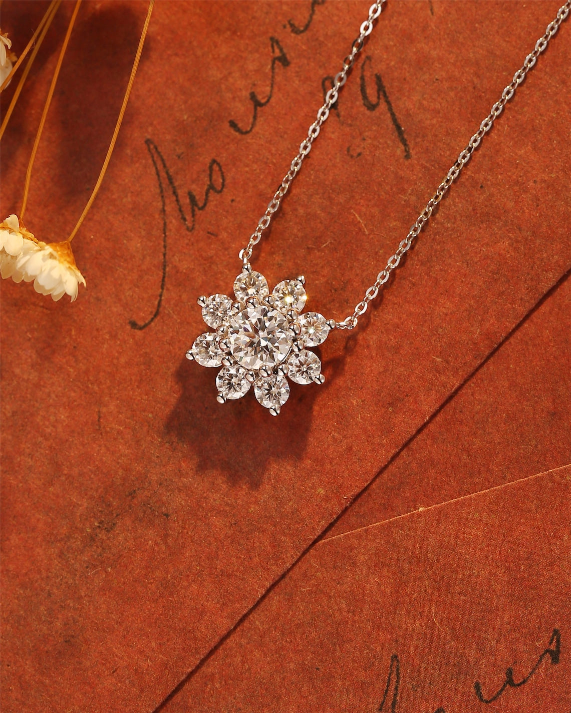 0.50 CT Round Moissanite Diamond Floral Necklace - crownmoissanite