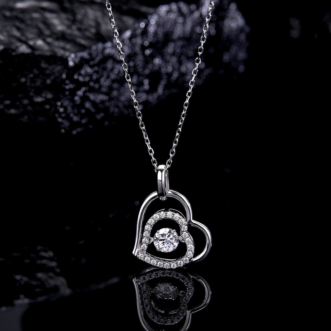 0.50 CT Round Moissanite Diamond Heart Shaped Pendant Necklace - crownmoissanite